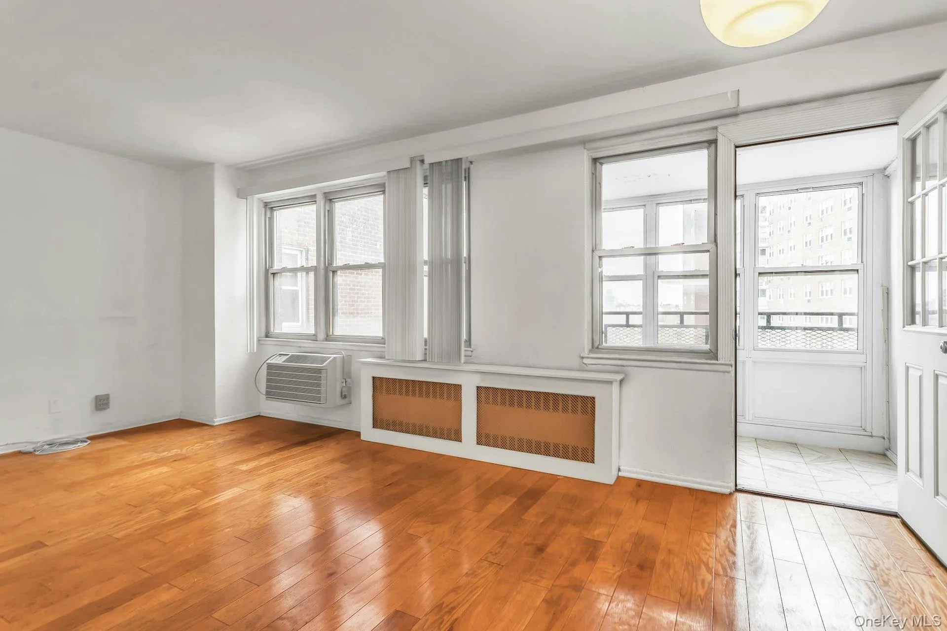 138-10 Franklin Avenue, New York, NY, 1 Bedroom Bedrooms, 3 Rooms Rooms,1 BathroomBathrooms,Residential,For Rent,Franklin,0,1014980 138-10 Franklin Avenue, New York, NY, 1 Bedroom Bedrooms, 3 Rooms Rooms,1 BathroomBathrooms,Residential,For Rent,Franklin,0,1014980