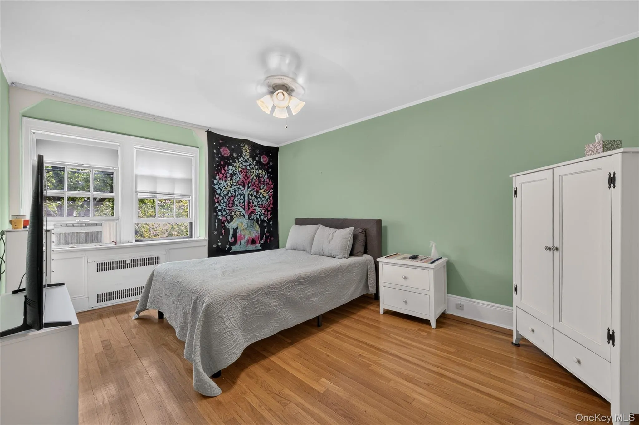47-30 188th Street, New York, NY, 3 Bedrooms Bedrooms, 6 Rooms Rooms,1 BathroomBathrooms,Residential,For Rent,188th,0,1014984 47-30 188th Street, New York, NY, 3 Bedrooms Bedrooms, 6 Rooms Rooms,1 BathroomBathrooms,Residential,For Rent,188th,0,1014984