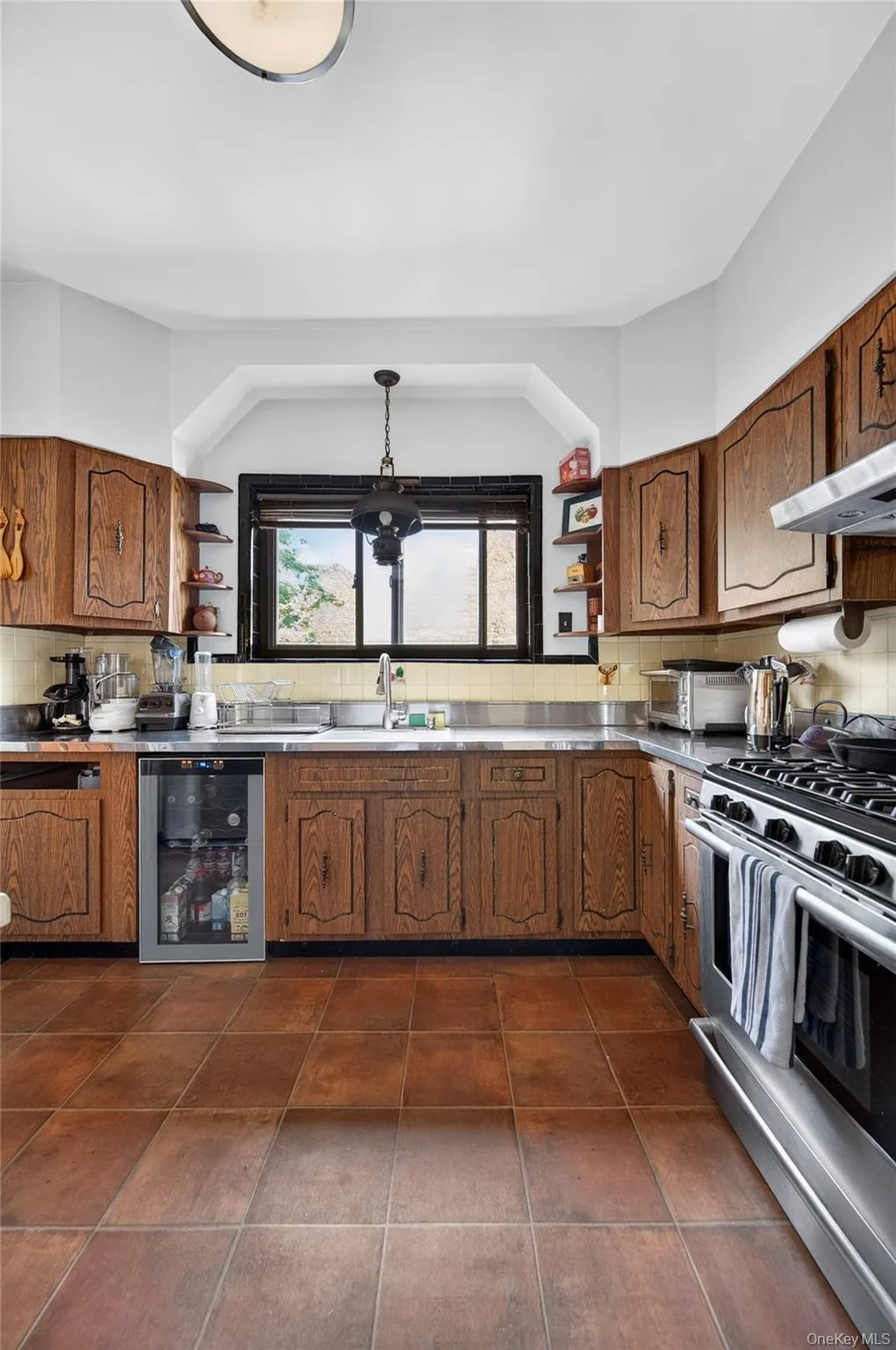 47-30 188th Street, New York, NY, 3 Bedrooms Bedrooms, 6 Rooms Rooms,1 BathroomBathrooms,Residential,For Rent,188th,0,1014984 47-30 188th Street, New York, NY, 3 Bedrooms Bedrooms, 6 Rooms Rooms,1 BathroomBathrooms,Residential,For Rent,188th,0,1014984