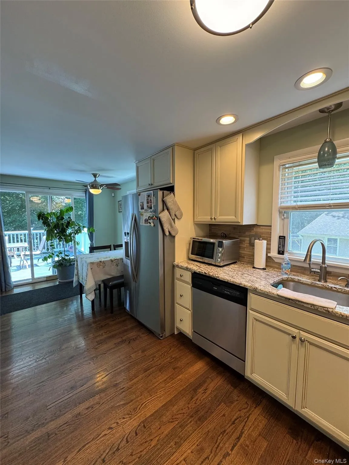 18 Montfort Woods Road, Wappinger, NY, 3 Bedrooms Bedrooms, 5 Rooms Rooms,1 BathroomBathrooms,Residential Lease,For Rent,Montfort Woods,0,1014993 18 Montfort Woods Road, Wappinger, NY, 3 Bedrooms Bedrooms, 5 Rooms Rooms,1 BathroomBathrooms,Residential Lease,For Rent,Montfort Woods,0,1014993