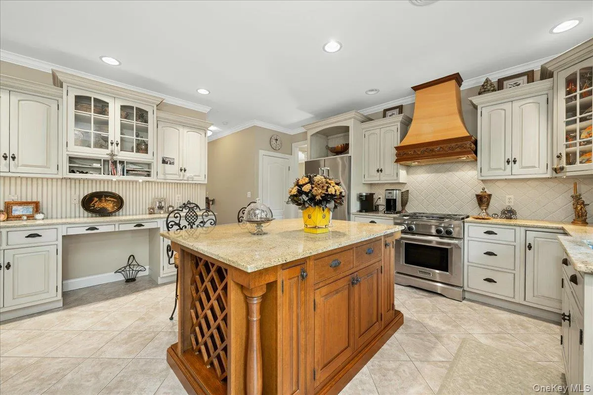 32 Somerset Lane, Warwick (town), NY, 4 Bedrooms Bedrooms, 8 Rooms Rooms,2 BathroomsBathrooms,Residential,For Rent,Somerset,0,1014994 32 Somerset Lane, Warwick (town), NY, 4 Bedrooms Bedrooms, 8 Rooms Rooms,2 BathroomsBathrooms,Residential,For Rent,Somerset,0,1014994