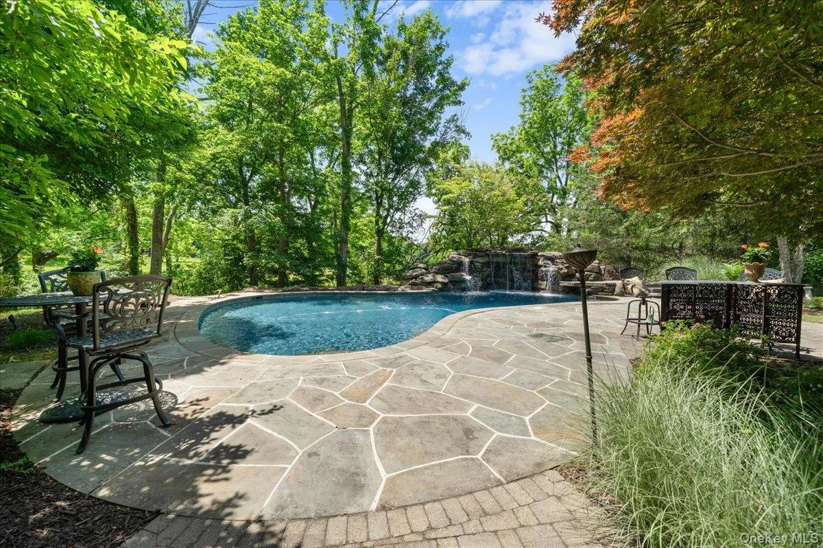 The amenities at your own home are truly exceptional. The amenities at your own home are truly exceptional.