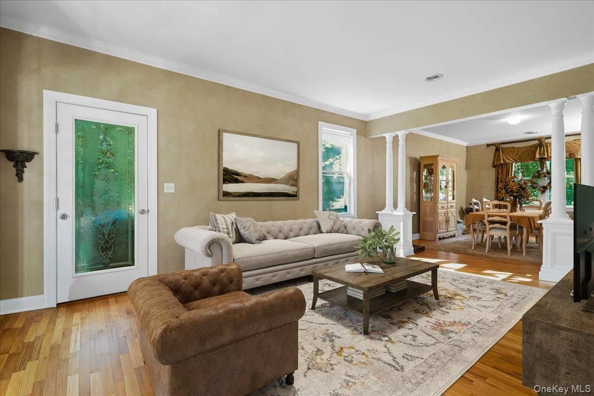 32 Somerset Lane, Warwick (town), NY, 4 Bedrooms Bedrooms, 8 Rooms Rooms,2 BathroomsBathrooms,Residential,For Rent,Somerset,0,1014994 32 Somerset Lane, Warwick (town), NY, 4 Bedrooms Bedrooms, 8 Rooms Rooms,2 BathroomsBathrooms,Residential,For Rent,Somerset,0,1014994