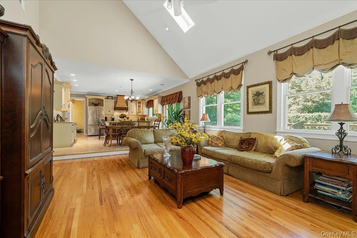 32 Somerset Lane, Warwick (town), NY, 4 Bedrooms Bedrooms, 8 Rooms Rooms,2 BathroomsBathrooms,Residential,For Rent,Somerset,0,1014994 32 Somerset Lane, Warwick (town), NY, 4 Bedrooms Bedrooms, 8 Rooms Rooms,2 BathroomsBathrooms,Residential,For Rent,Somerset,0,1014994
