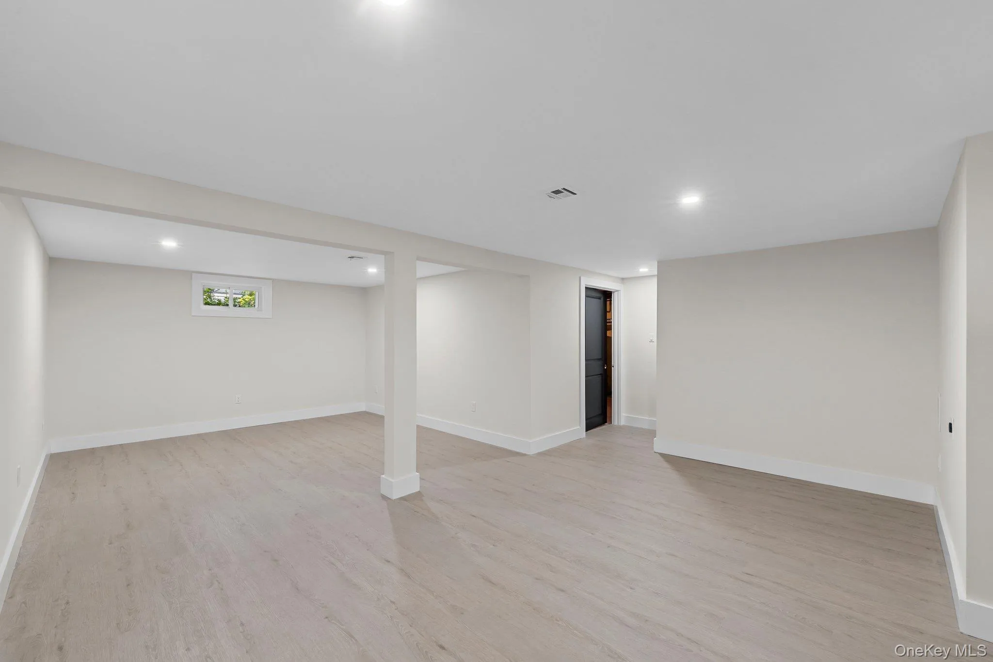 86 13th Street, Huntington, NY, 4 Bedrooms Bedrooms, 8 Rooms Rooms,2 BathroomsBathrooms,Residential,For Rent,13th,0,1014997 86 13th Street, Huntington, NY, 4 Bedrooms Bedrooms, 8 Rooms Rooms,2 BathroomsBathrooms,Residential,For Rent,13th,0,1014997