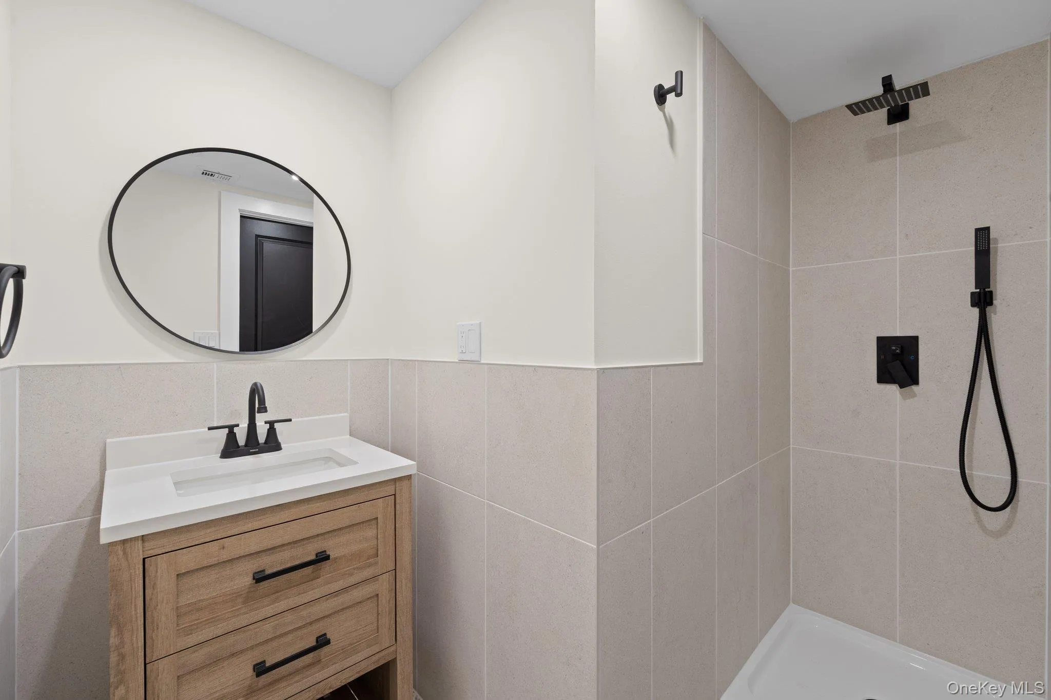 86 13th Street, Huntington, NY, 4 Bedrooms Bedrooms, 8 Rooms Rooms,2 BathroomsBathrooms,Residential,For Rent,13th,0,1014997 86 13th Street, Huntington, NY, 4 Bedrooms Bedrooms, 8 Rooms Rooms,2 BathroomsBathrooms,Residential,For Rent,13th,0,1014997