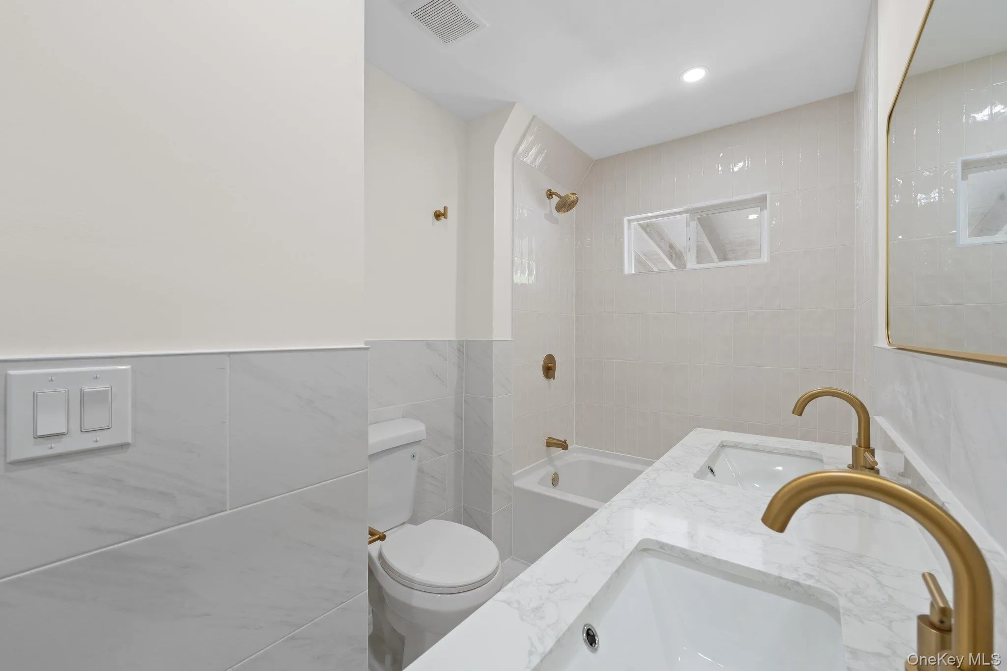 86 13th Street, Huntington, NY, 4 Bedrooms Bedrooms, 8 Rooms Rooms,2 BathroomsBathrooms,Residential,For Rent,13th,0,1014997 86 13th Street, Huntington, NY, 4 Bedrooms Bedrooms, 8 Rooms Rooms,2 BathroomsBathrooms,Residential,For Rent,13th,0,1014997