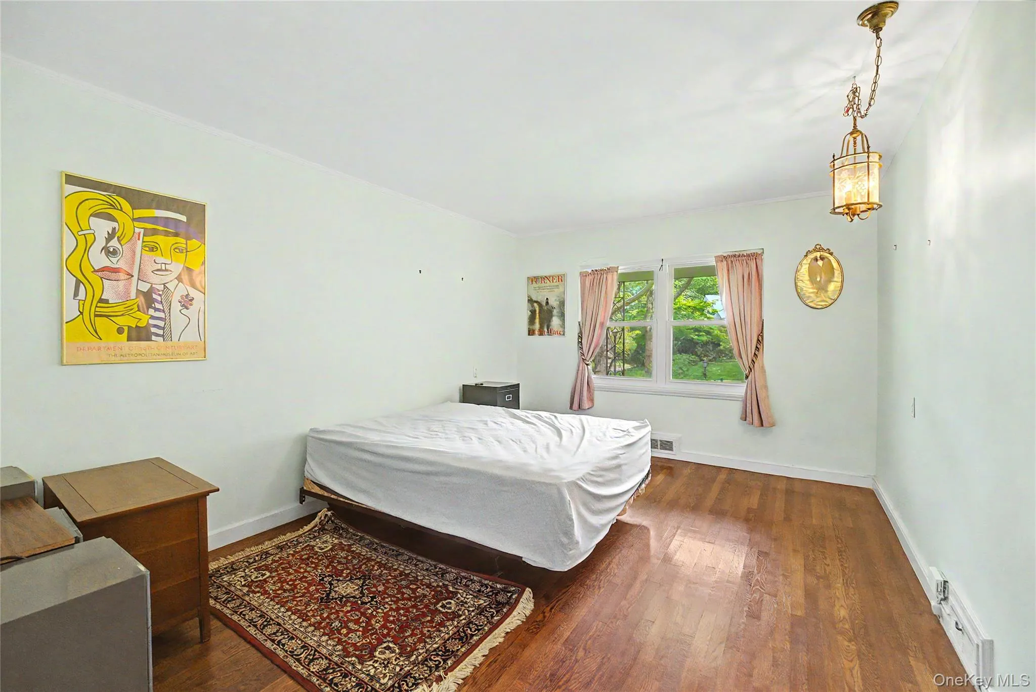 10 Hempton Road, North Hempstead, NY, 4 Bedrooms Bedrooms, 7 Rooms Rooms,4 BathroomsBathrooms,Residential Lease,For Rent,Hempton,0,1015000 10 Hempton Road, North Hempstead, NY, 4 Bedrooms Bedrooms, 7 Rooms Rooms,4 BathroomsBathrooms,Residential Lease,For Rent,Hempton,0,1015000