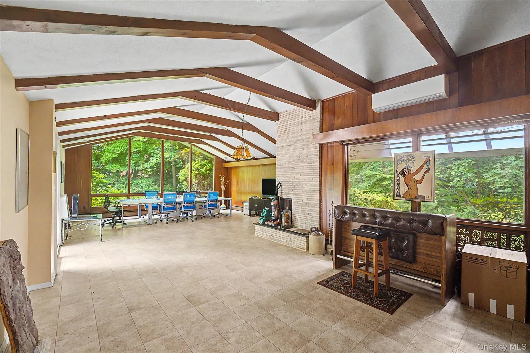 10 Hempton Road, North Hempstead, NY, 4 Bedrooms Bedrooms, 7 Rooms Rooms,4 BathroomsBathrooms,Residential Lease,For Rent,Hempton,0,1015000 10 Hempton Road, North Hempstead, NY, 4 Bedrooms Bedrooms, 7 Rooms Rooms,4 BathroomsBathrooms,Residential Lease,For Rent,Hempton,0,1015000