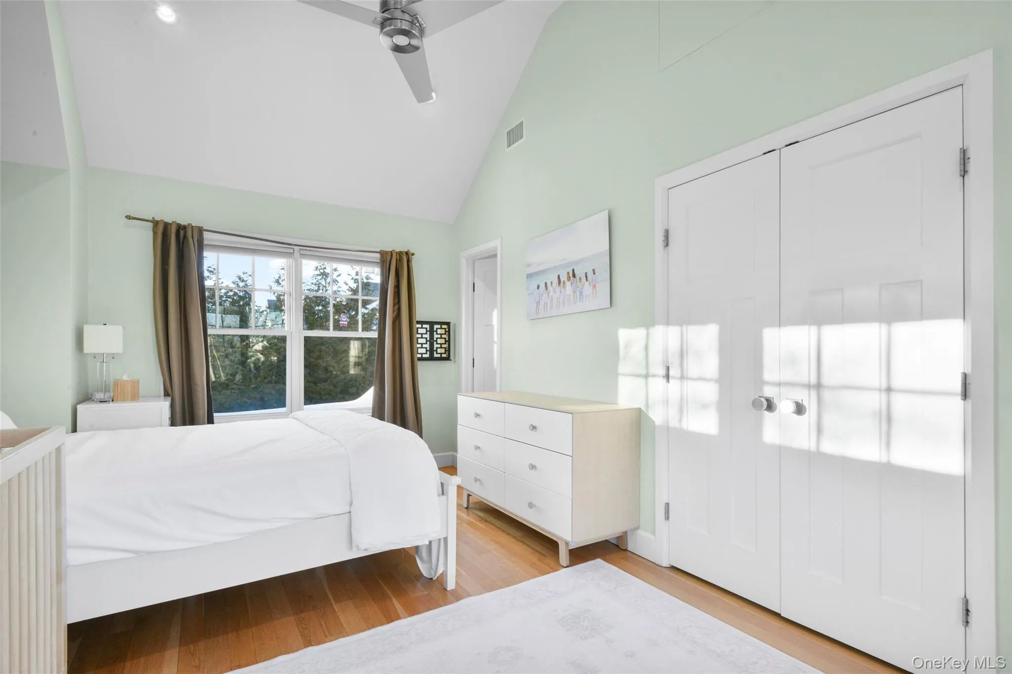 21 Kenmare Road, Mamaroneck, NY, 5 Bedrooms Bedrooms, 9 Rooms Rooms,3 BathroomsBathrooms,Residential Lease,For Rent,Kenmare,0,1015001 21 Kenmare Road, Mamaroneck, NY, 5 Bedrooms Bedrooms, 9 Rooms Rooms,3 BathroomsBathrooms,Residential Lease,For Rent,Kenmare,0,1015001