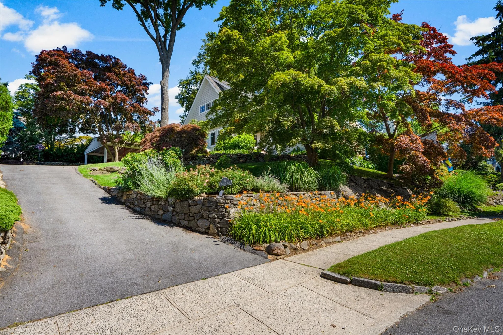 21 Kenmare Road, Mamaroneck, NY, 5 Bedrooms Bedrooms, 9 Rooms Rooms,3 BathroomsBathrooms,Residential Lease,For Rent,Kenmare,0,1015001 21 Kenmare Road, Mamaroneck, NY, 5 Bedrooms Bedrooms, 9 Rooms Rooms,3 BathroomsBathrooms,Residential Lease,For Rent,Kenmare,0,1015001