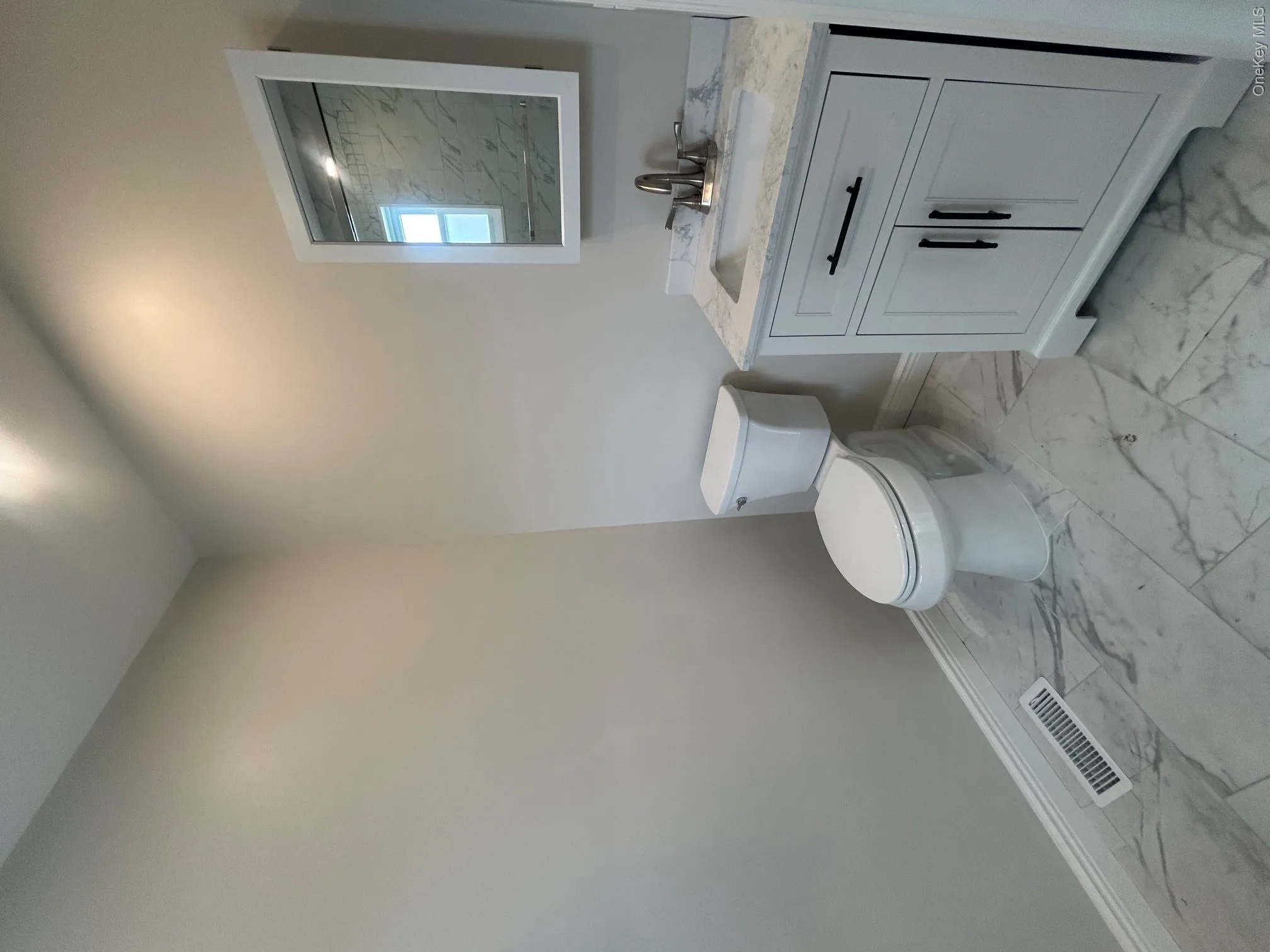 32 East Avenue, Glen Cove, NY, 3 Bedrooms Bedrooms, 7 Rooms Rooms,2 BathroomsBathrooms,Residential Lease,For Rent,East,0,1015005 32 East Avenue, Glen Cove, NY, 3 Bedrooms Bedrooms, 7 Rooms Rooms,2 BathroomsBathrooms,Residential Lease,For Rent,East,0,1015005