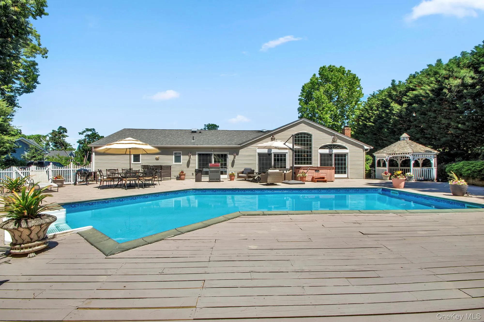 28 View Road, Brookhaven, NY, 3 Bedrooms Bedrooms, 10 Rooms Rooms,3 BathroomsBathrooms,Residential,For Rent,View,0,KEY1015007 28 View Road, Brookhaven, NY, 3 Bedrooms Bedrooms, 10 Rooms Rooms,3 BathroomsBathrooms,Residential,For Rent,View,0,KEY1015007