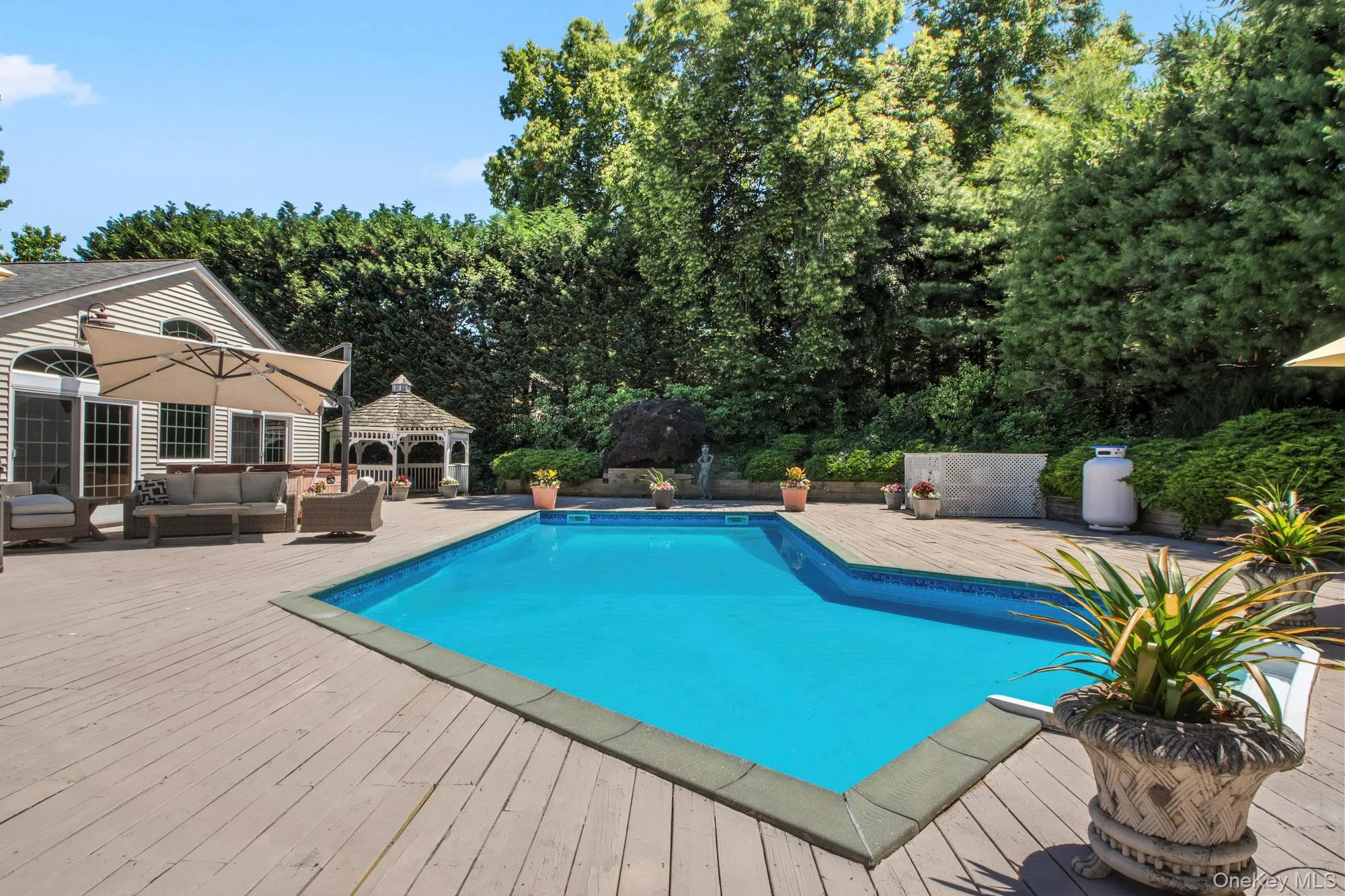 28 View Road, Brookhaven, NY, 3 Bedrooms Bedrooms, 10 Rooms Rooms,3 BathroomsBathrooms,Residential,For Rent,View,0,KEY1015007 28 View Road, Brookhaven, NY, 3 Bedrooms Bedrooms, 10 Rooms Rooms,3 BathroomsBathrooms,Residential,For Rent,View,0,KEY1015007
