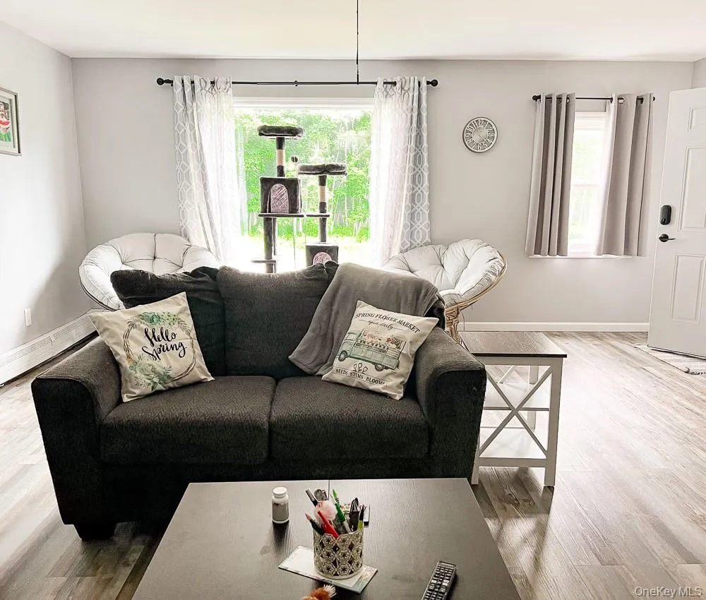 6560 State Route 55, Neversink, NY, 3 Bedrooms Bedrooms, 7 Rooms Rooms,1 BathroomBathrooms,Residential,For Rent,State Route 55,0,KEY1015008 6560 State Route 55, Neversink, NY, 3 Bedrooms Bedrooms, 7 Rooms Rooms,1 BathroomBathrooms,Residential,For Rent,State Route 55,0,KEY1015008