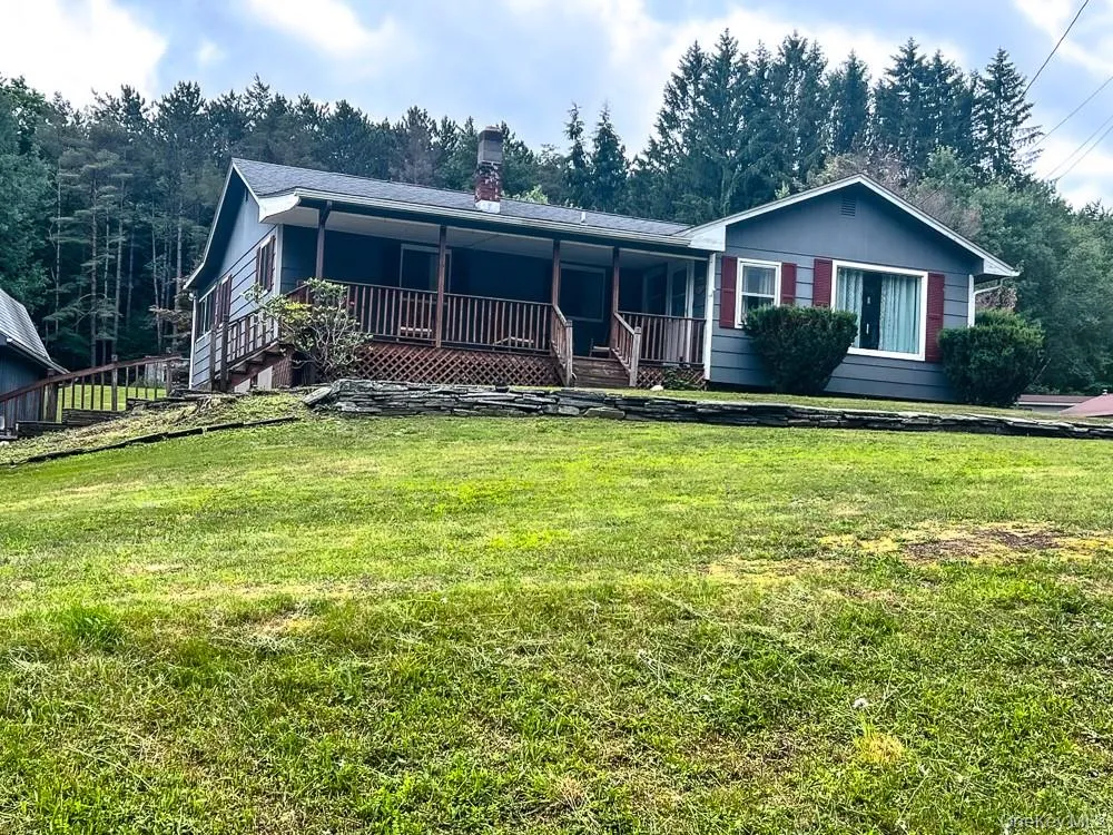 6560 State Route 55, Neversink, NY, 3 Bedrooms Bedrooms, 7 Rooms Rooms,1 BathroomBathrooms,Residential,For Rent,State Route 55,0,KEY1015008 6560 State Route 55, Neversink, NY, 3 Bedrooms Bedrooms, 7 Rooms Rooms,1 BathroomBathrooms,Residential,For Rent,State Route 55,0,KEY1015008