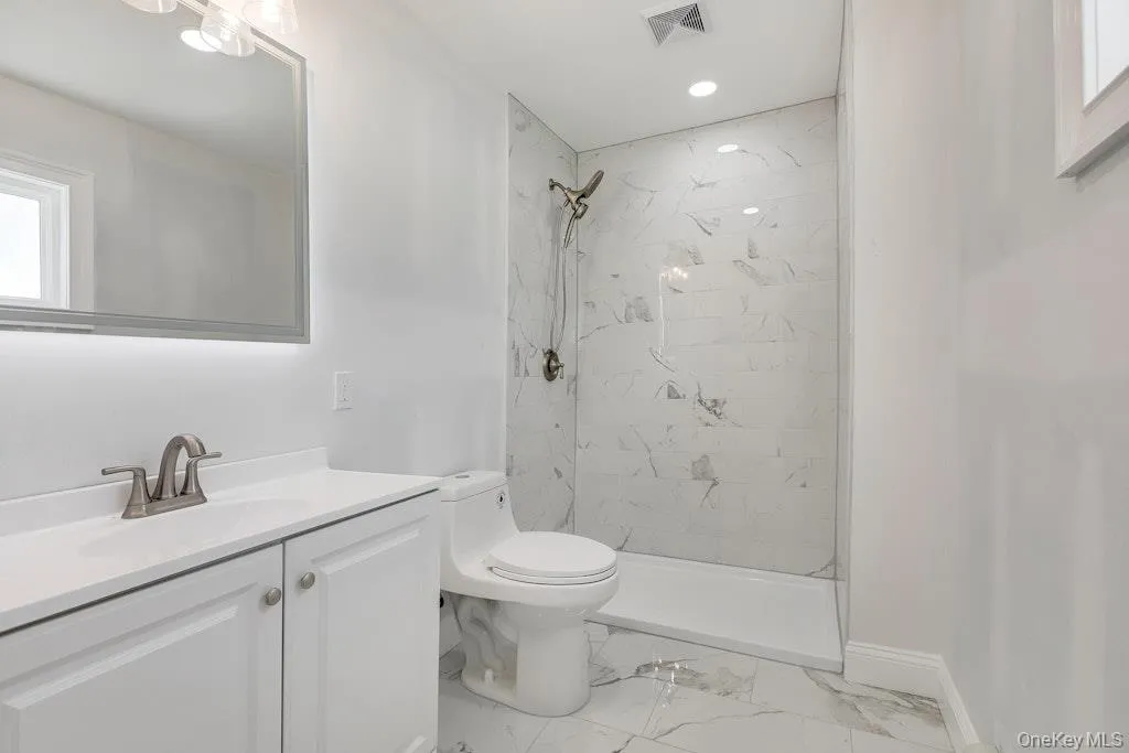 3 Barkley Lane, Smithtown, NY, 4 Bedrooms Bedrooms, 10 Rooms Rooms,2 BathroomsBathrooms,Residential,For Rent,Barkley,0,KEY1015012 3 Barkley Lane, Smithtown, NY, 4 Bedrooms Bedrooms, 10 Rooms Rooms,2 BathroomsBathrooms,Residential,For Rent,Barkley,0,KEY1015012