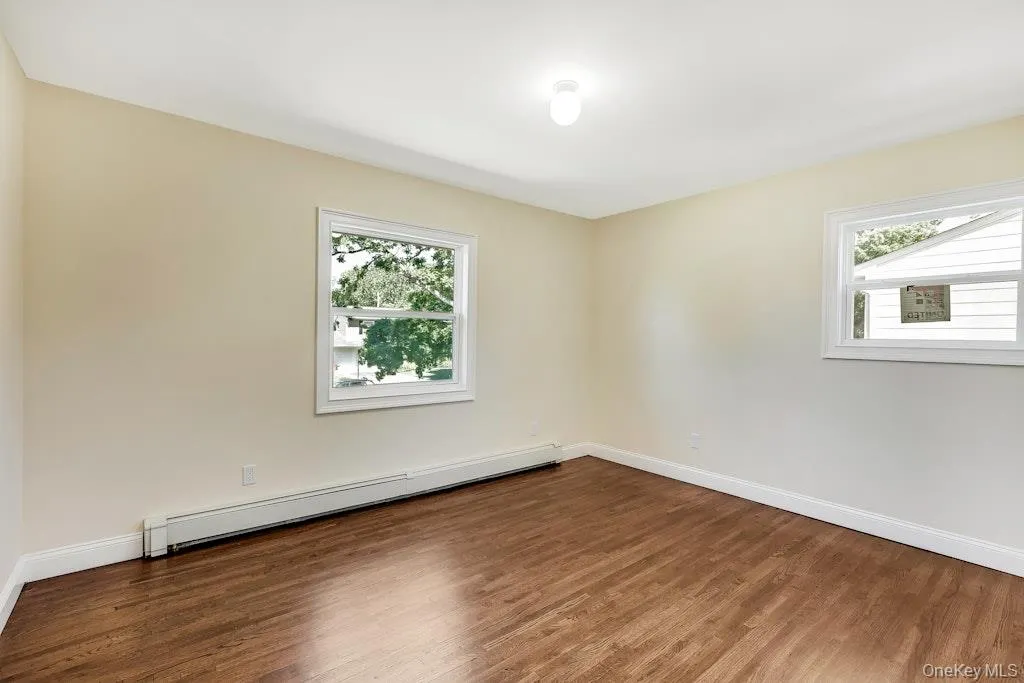 3 Barkley Lane, Smithtown, NY, 4 Bedrooms Bedrooms, 10 Rooms Rooms,2 BathroomsBathrooms,Residential,For Rent,Barkley,0,KEY1015012 3 Barkley Lane, Smithtown, NY, 4 Bedrooms Bedrooms, 10 Rooms Rooms,2 BathroomsBathrooms,Residential,For Rent,Barkley,0,KEY1015012