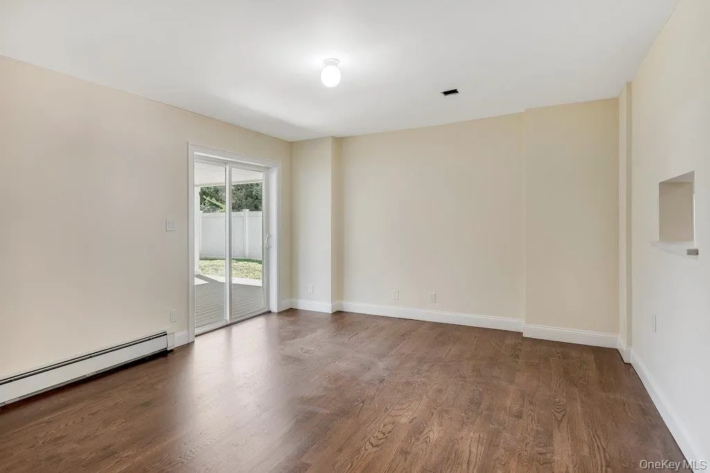 3 Barkley Lane, Smithtown, NY, 4 Bedrooms Bedrooms, 10 Rooms Rooms,2 BathroomsBathrooms,Residential,For Rent,Barkley,0,KEY1015012 3 Barkley Lane, Smithtown, NY, 4 Bedrooms Bedrooms, 10 Rooms Rooms,2 BathroomsBathrooms,Residential,For Rent,Barkley,0,KEY1015012