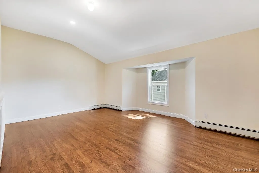 3 Barkley Lane, Smithtown, NY, 4 Bedrooms Bedrooms, 10 Rooms Rooms,2 BathroomsBathrooms,Residential,For Rent,Barkley,0,KEY1015012 3 Barkley Lane, Smithtown, NY, 4 Bedrooms Bedrooms, 10 Rooms Rooms,2 BathroomsBathrooms,Residential,For Rent,Barkley,0,KEY1015012