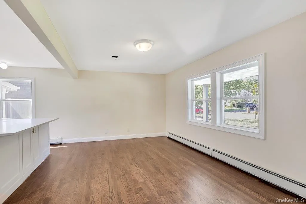 3 Barkley Lane, Smithtown, NY, 4 Bedrooms Bedrooms, 10 Rooms Rooms,2 BathroomsBathrooms,Residential,For Rent,Barkley,0,KEY1015012 3 Barkley Lane, Smithtown, NY, 4 Bedrooms Bedrooms, 10 Rooms Rooms,2 BathroomsBathrooms,Residential,For Rent,Barkley,0,KEY1015012