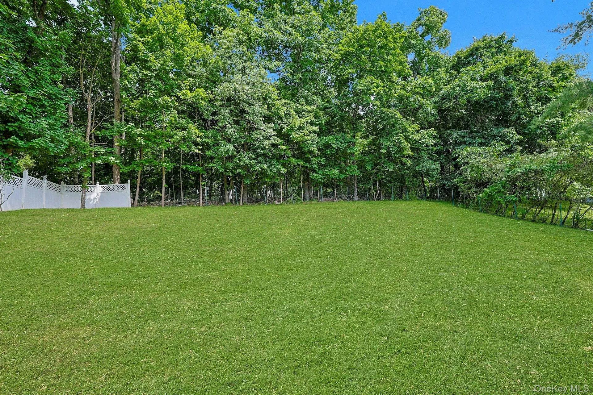 32 Sandstone Trail, Clarkstown, NY, 4 Bedrooms Bedrooms, 9 Rooms Rooms,2 BathroomsBathrooms,Residential,For Rent,Sandstone,0,1015015 32 Sandstone Trail, Clarkstown, NY, 4 Bedrooms Bedrooms, 9 Rooms Rooms,2 BathroomsBathrooms,Residential,For Rent,Sandstone,0,1015015