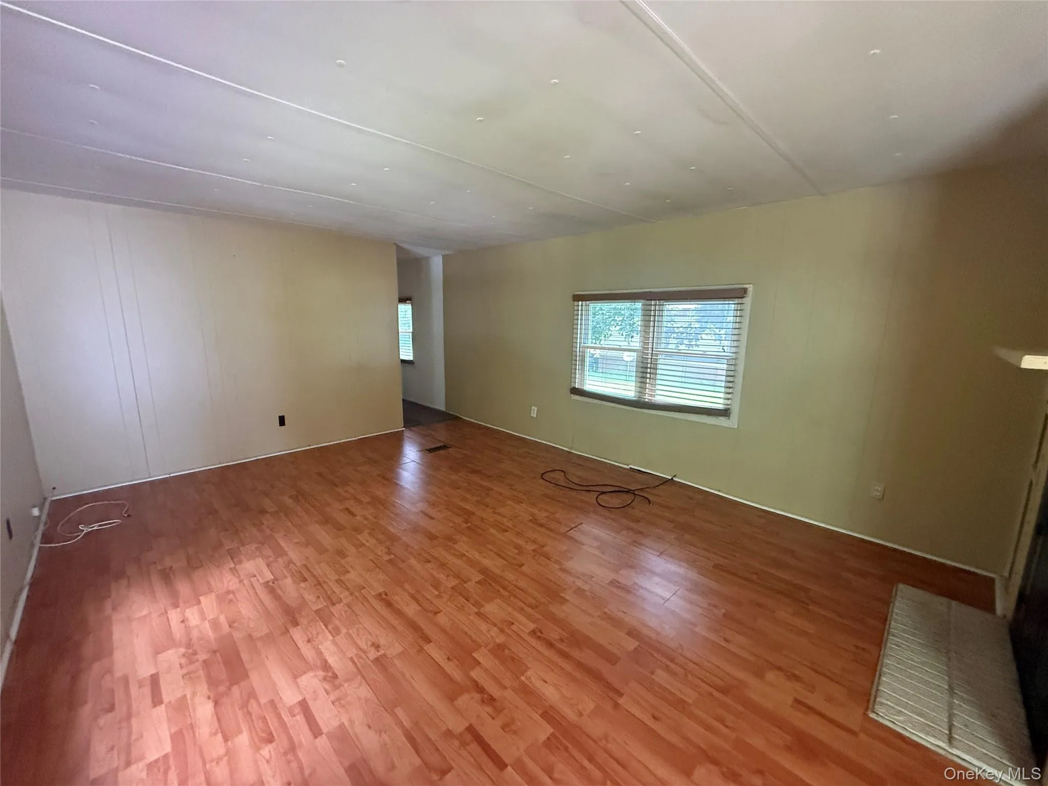 20 Tanglewood Park Drive, Marlboro, NY, 2 Bedrooms Bedrooms, 5 Rooms Rooms,1 BathroomBathrooms,Residential Lease,For Rent,Tanglewood Park,0,1015016 20 Tanglewood Park Drive, Marlboro, NY, 2 Bedrooms Bedrooms, 5 Rooms Rooms,1 BathroomBathrooms,Residential Lease,For Rent,Tanglewood Park,0,1015016