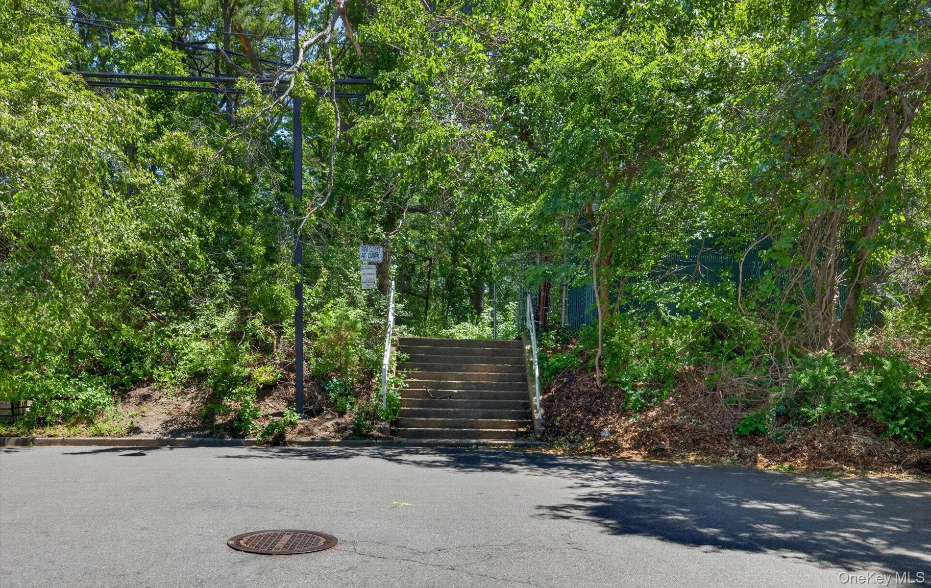 89 Beaumont Drive, Oyster Bay, NY, 4 Bedrooms Bedrooms, 8 Rooms Rooms,2 BathroomsBathrooms,Residential,For Rent,Beaumont,0,1015018 89 Beaumont Drive, Oyster Bay, NY, 4 Bedrooms Bedrooms, 8 Rooms Rooms,2 BathroomsBathrooms,Residential,For Rent,Beaumont,0,1015018