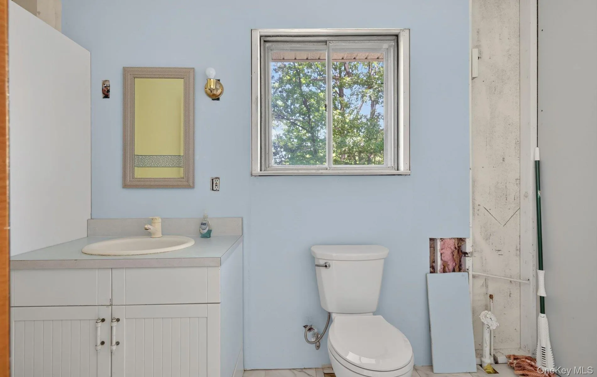 89 Beaumont Drive, Oyster Bay, NY, 4 Bedrooms Bedrooms, 8 Rooms Rooms,2 BathroomsBathrooms,Residential,For Rent,Beaumont,0,1015018 89 Beaumont Drive, Oyster Bay, NY, 4 Bedrooms Bedrooms, 8 Rooms Rooms,2 BathroomsBathrooms,Residential,For Rent,Beaumont,0,1015018