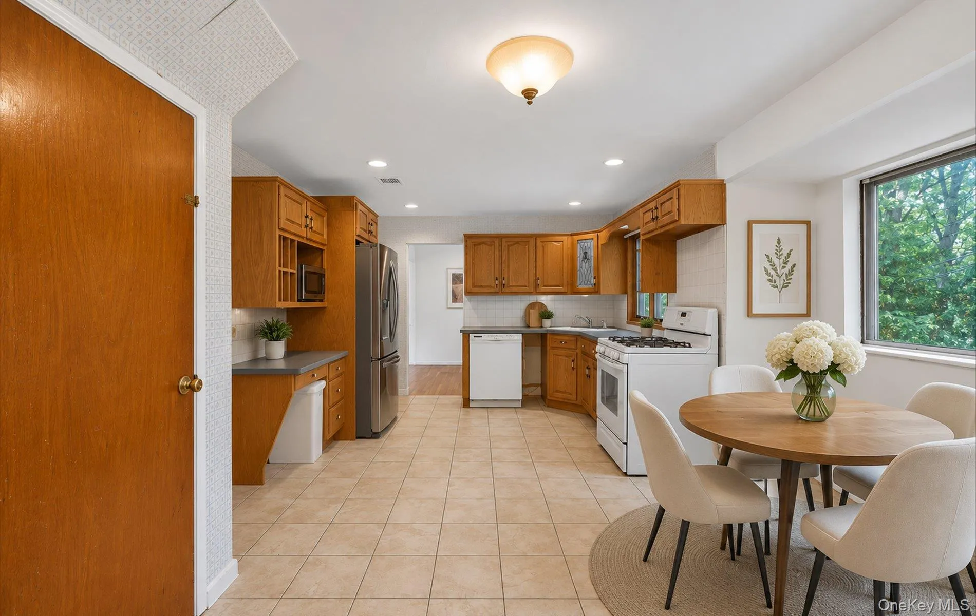 89 Beaumont Drive, Oyster Bay, NY, 4 Bedrooms Bedrooms, 8 Rooms Rooms,2 BathroomsBathrooms,Residential,For Rent,Beaumont,0,1015018 89 Beaumont Drive, Oyster Bay, NY, 4 Bedrooms Bedrooms, 8 Rooms Rooms,2 BathroomsBathrooms,Residential,For Rent,Beaumont,0,1015018