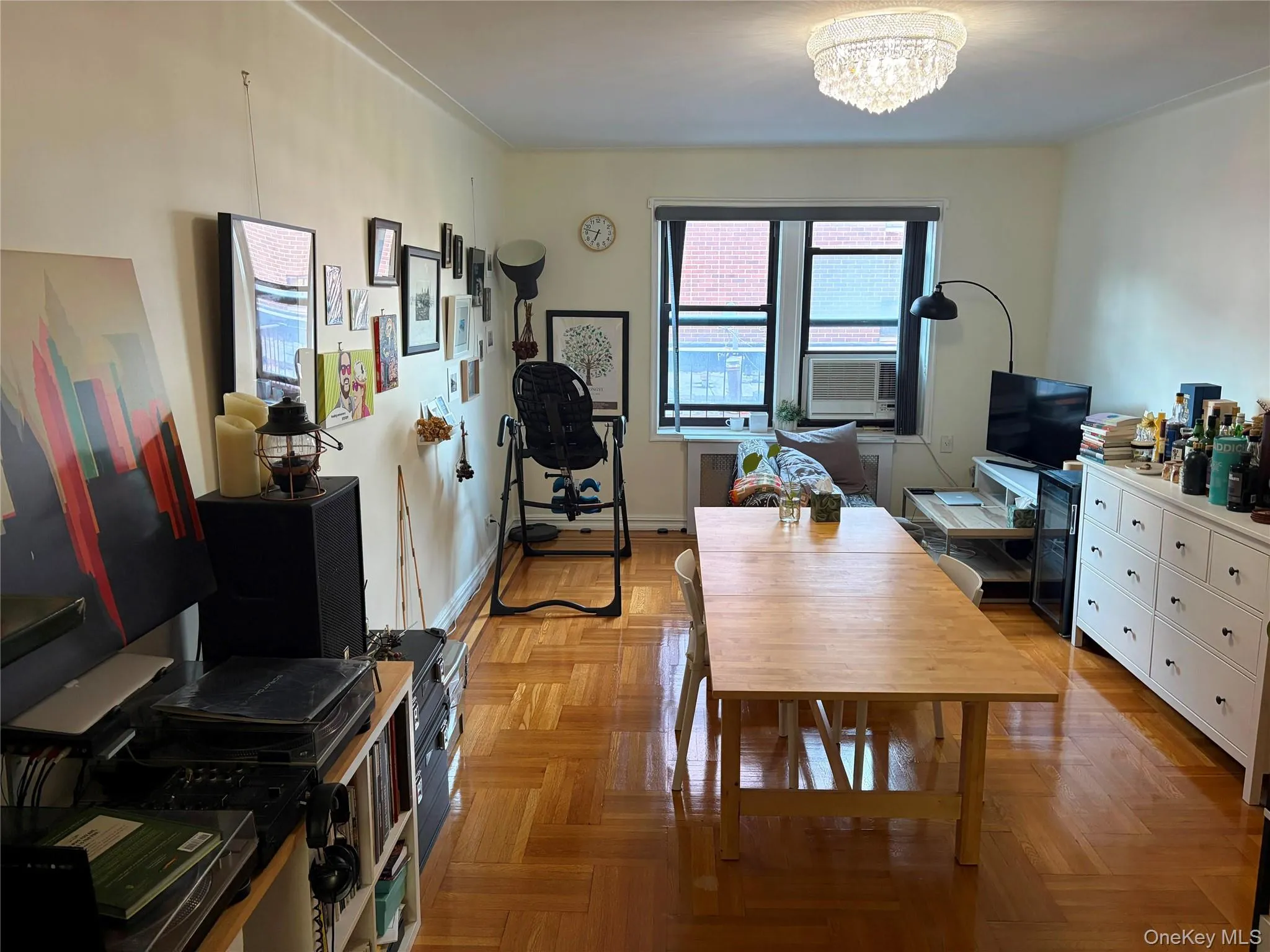 96-11 65th Road, New York, NY, 2 Bedrooms Bedrooms, 4 Rooms Rooms,1 BathroomBathrooms,Residential,For Rent,65th,0,1015019 96-11 65th Road, New York, NY, 2 Bedrooms Bedrooms, 4 Rooms Rooms,1 BathroomBathrooms,Residential,For Rent,65th,0,1015019
