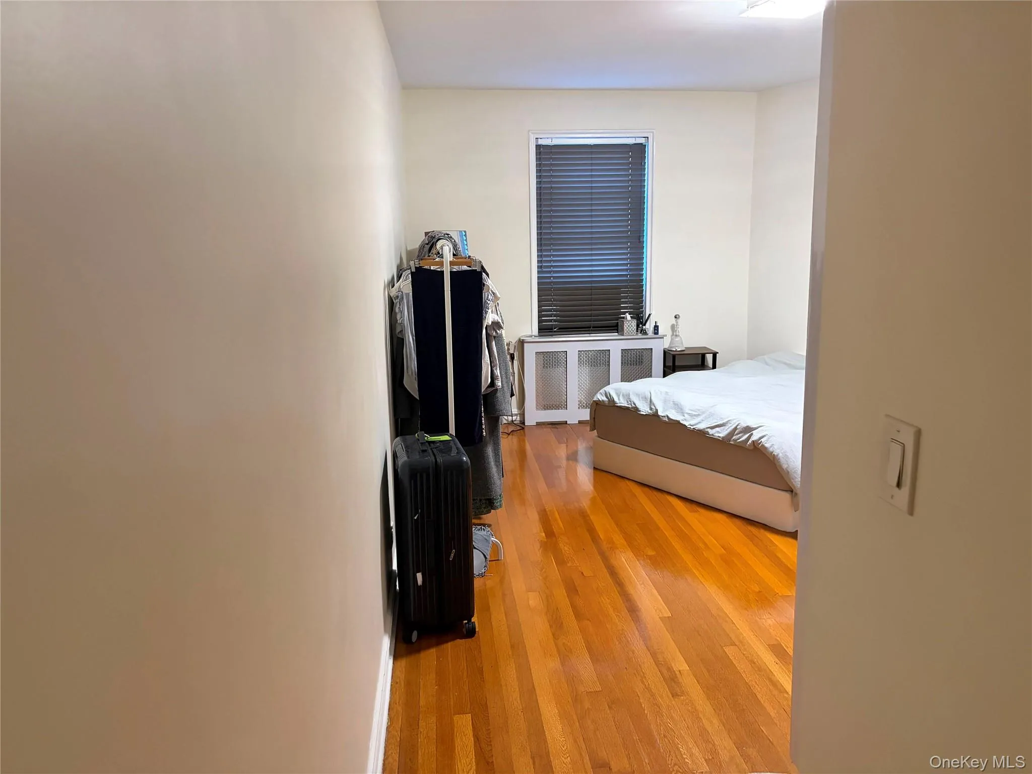 96-11 65th Road, New York, NY, 2 Bedrooms Bedrooms, 4 Rooms Rooms,1 BathroomBathrooms,Residential,For Rent,65th,0,1015019 96-11 65th Road, New York, NY, 2 Bedrooms Bedrooms, 4 Rooms Rooms,1 BathroomBathrooms,Residential,For Rent,65th,0,1015019
