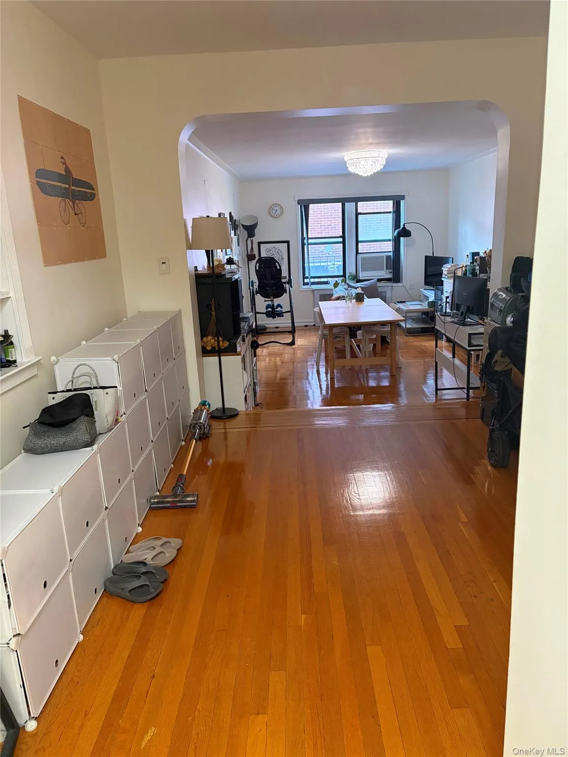 96-11 65th Road, New York, NY, 2 Bedrooms Bedrooms, 4 Rooms Rooms,1 BathroomBathrooms,Residential,For Rent,65th,0,1015019 96-11 65th Road, New York, NY, 2 Bedrooms Bedrooms, 4 Rooms Rooms,1 BathroomBathrooms,Residential,For Rent,65th,0,1015019
