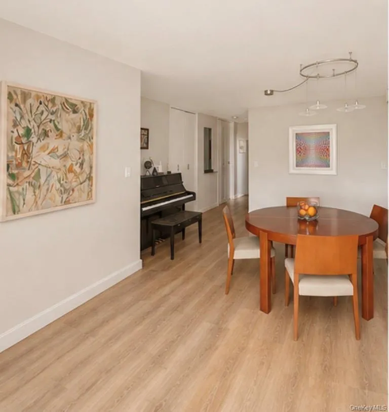 5900 Arlington Avenue, New York, NY, 3 Bedrooms Bedrooms, 6 Rooms Rooms,2 BathroomsBathrooms,Residential,For Rent,Arlington,0,1015020 5900 Arlington Avenue, New York, NY, 3 Bedrooms Bedrooms, 6 Rooms Rooms,2 BathroomsBathrooms,Residential,For Rent,Arlington,0,1015020