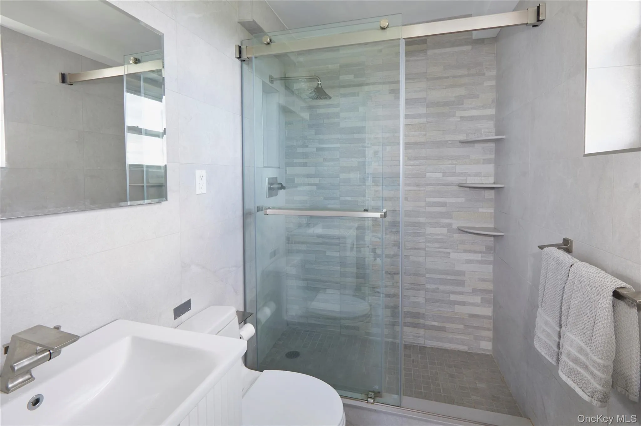 5900 Arlington Avenue, New York, NY, 3 Bedrooms Bedrooms, 6 Rooms Rooms,2 BathroomsBathrooms,Residential,For Rent,Arlington,0,1015020 5900 Arlington Avenue, New York, NY, 3 Bedrooms Bedrooms, 6 Rooms Rooms,2 BathroomsBathrooms,Residential,For Rent,Arlington,0,1015020