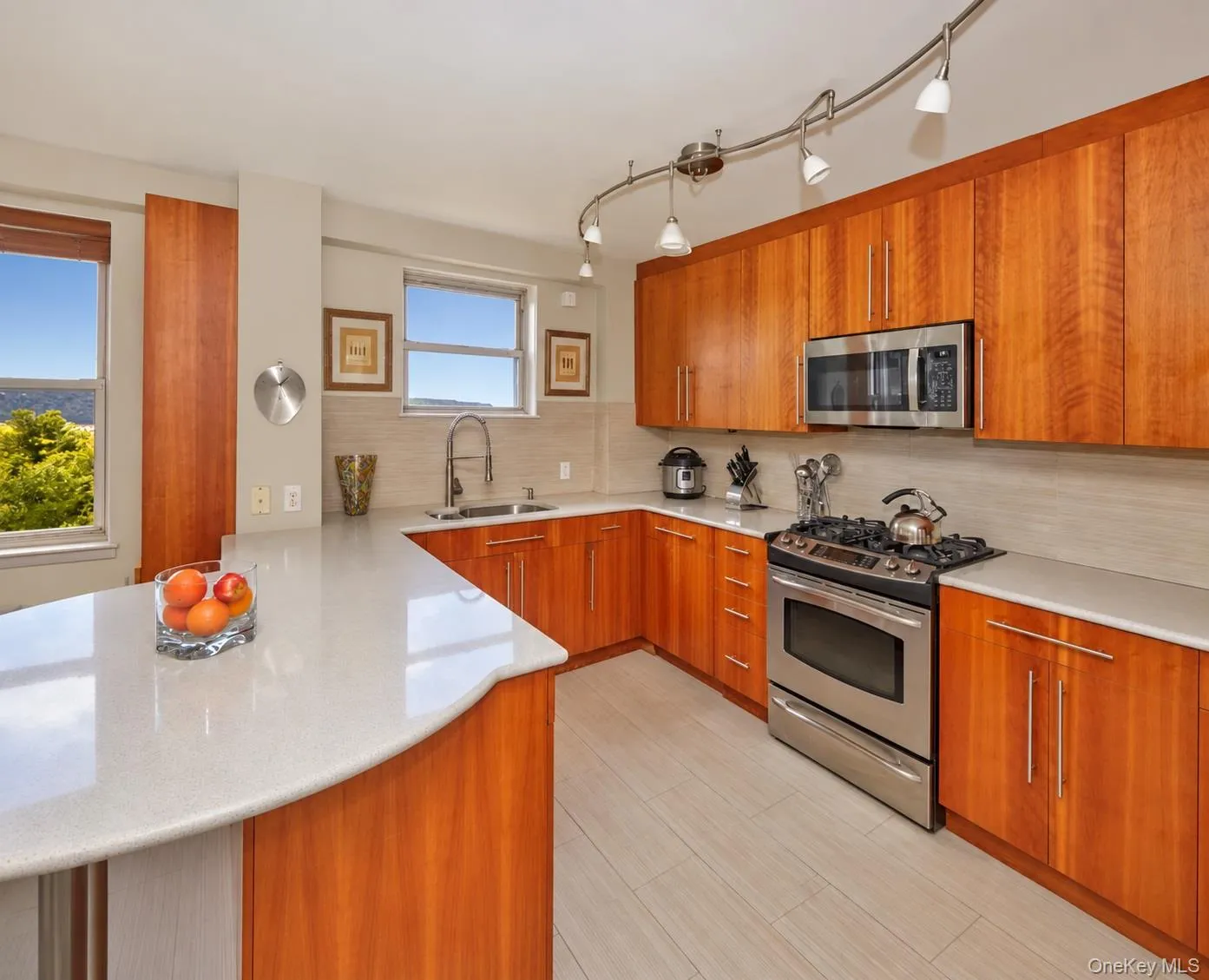 5900 Arlington Avenue, New York, NY, 3 Bedrooms Bedrooms, 6 Rooms Rooms,2 BathroomsBathrooms,Residential,For Rent,Arlington,0,1015020 5900 Arlington Avenue, New York, NY, 3 Bedrooms Bedrooms, 6 Rooms Rooms,2 BathroomsBathrooms,Residential,For Rent,Arlington,0,1015020