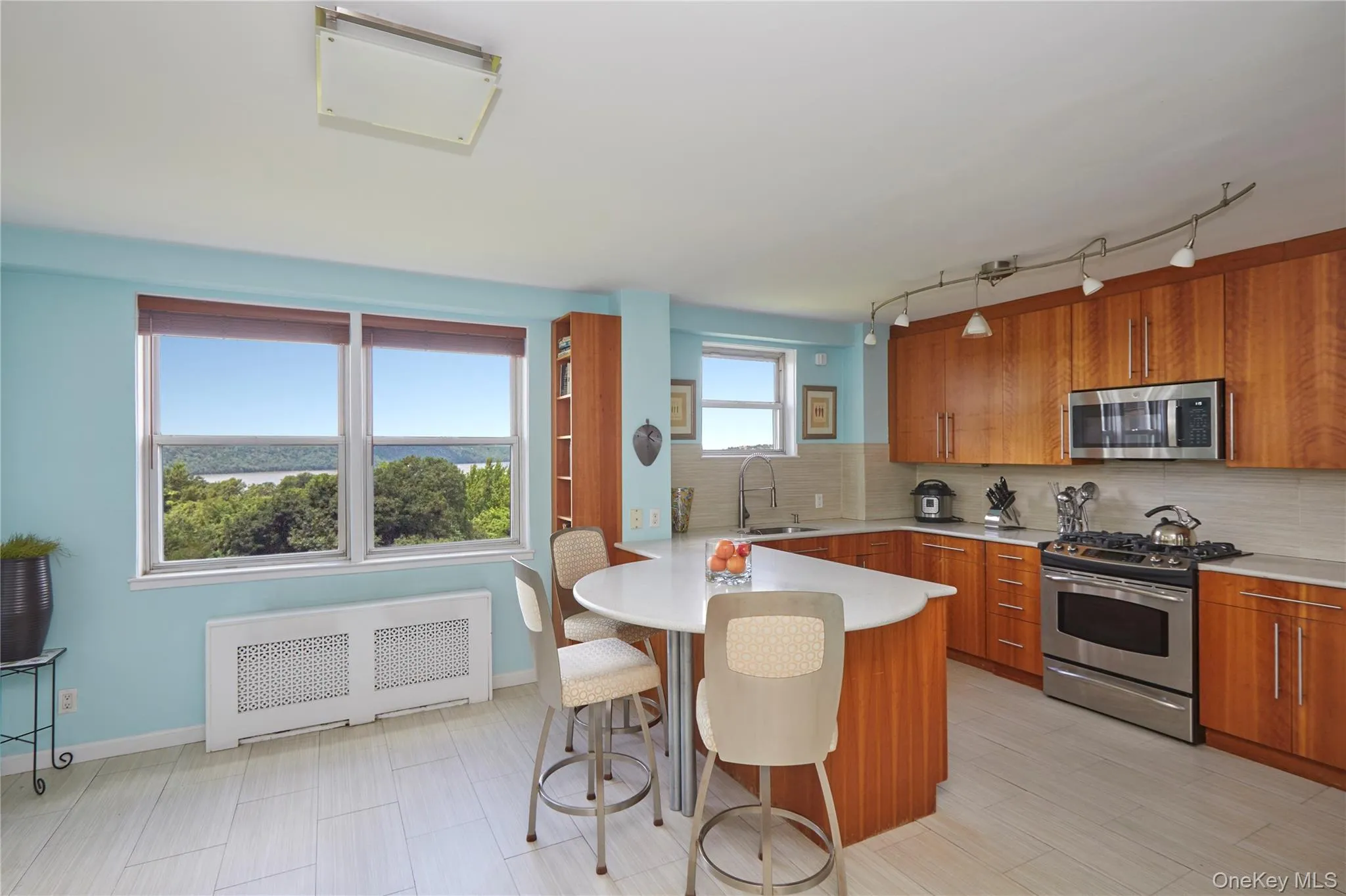 5900 Arlington Avenue, New York, NY, 3 Bedrooms Bedrooms, 6 Rooms Rooms,2 BathroomsBathrooms,Residential,For Rent,Arlington,0,1015020 5900 Arlington Avenue, New York, NY, 3 Bedrooms Bedrooms, 6 Rooms Rooms,2 BathroomsBathrooms,Residential,For Rent,Arlington,0,1015020