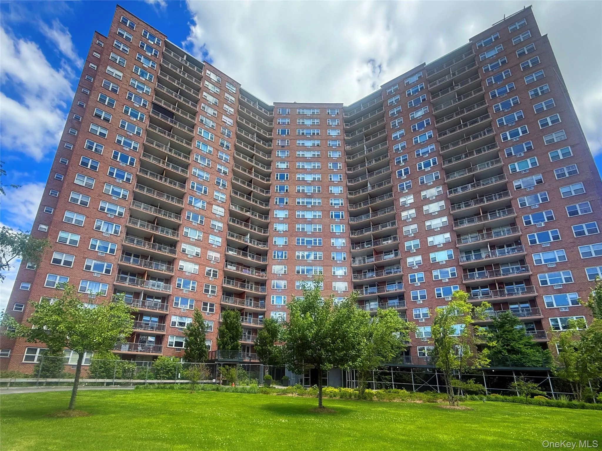 5900 Arlington Avenue, New York, NY, 3 Bedrooms Bedrooms, 6 Rooms Rooms,2 BathroomsBathrooms,Residential,For Rent,Arlington,0,1015020 5900 Arlington Avenue, New York, NY, 3 Bedrooms Bedrooms, 6 Rooms Rooms,2 BathroomsBathrooms,Residential,For Rent,Arlington,0,1015020