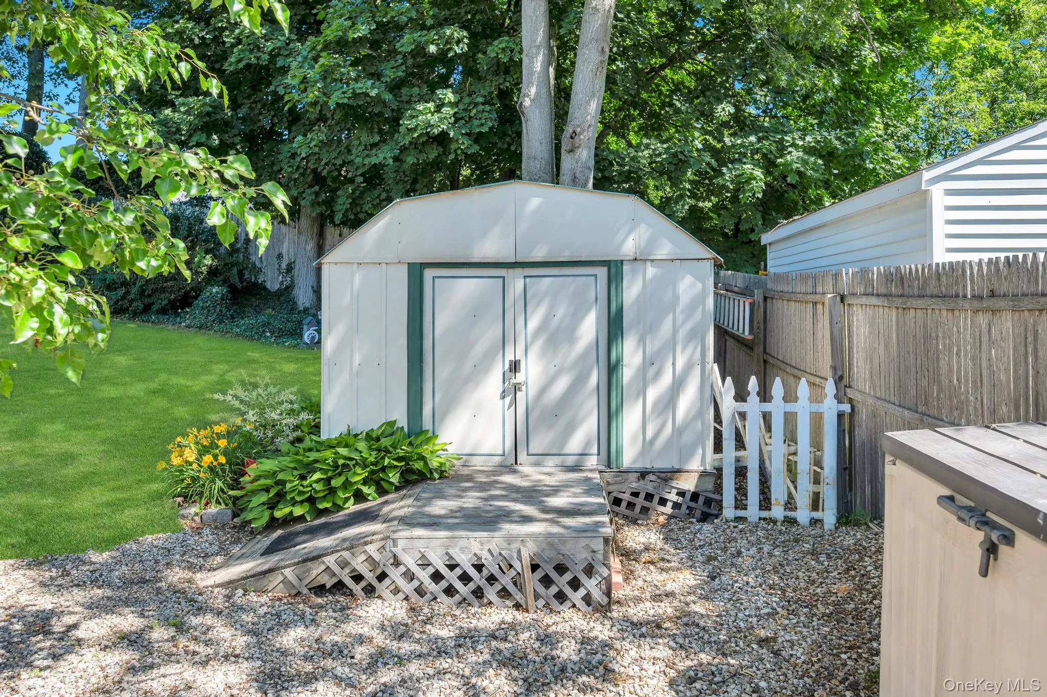 3 Laura Court, Smithtown, NY, 3 Bedrooms Bedrooms, 7 Rooms Rooms,1 BathroomBathrooms,Residential,For Rent,Laura,0,1015023 3 Laura Court, Smithtown, NY, 3 Bedrooms Bedrooms, 7 Rooms Rooms,1 BathroomBathrooms,Residential,For Rent,Laura,0,1015023