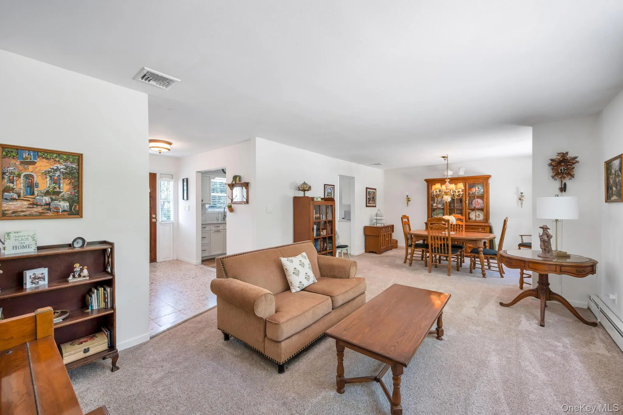 3 Laura Court, Smithtown, NY, 3 Bedrooms Bedrooms, 7 Rooms Rooms,1 BathroomBathrooms,Residential,For Rent,Laura,0,1015023 3 Laura Court, Smithtown, NY, 3 Bedrooms Bedrooms, 7 Rooms Rooms,1 BathroomBathrooms,Residential,For Rent,Laura,0,1015023