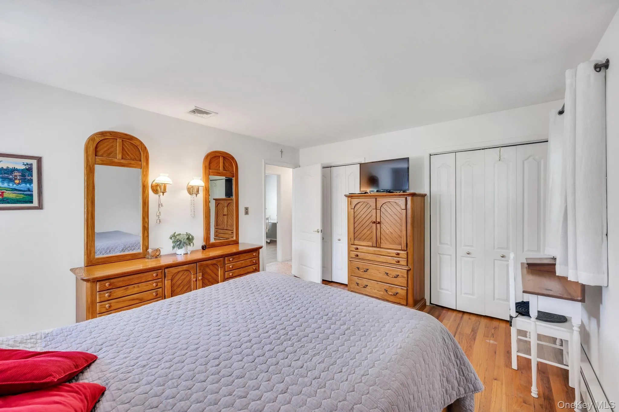 3 Laura Court, Smithtown, NY, 3 Bedrooms Bedrooms, 7 Rooms Rooms,1 BathroomBathrooms,Residential,For Rent,Laura,0,1015023 3 Laura Court, Smithtown, NY, 3 Bedrooms Bedrooms, 7 Rooms Rooms,1 BathroomBathrooms,Residential,For Rent,Laura,0,1015023