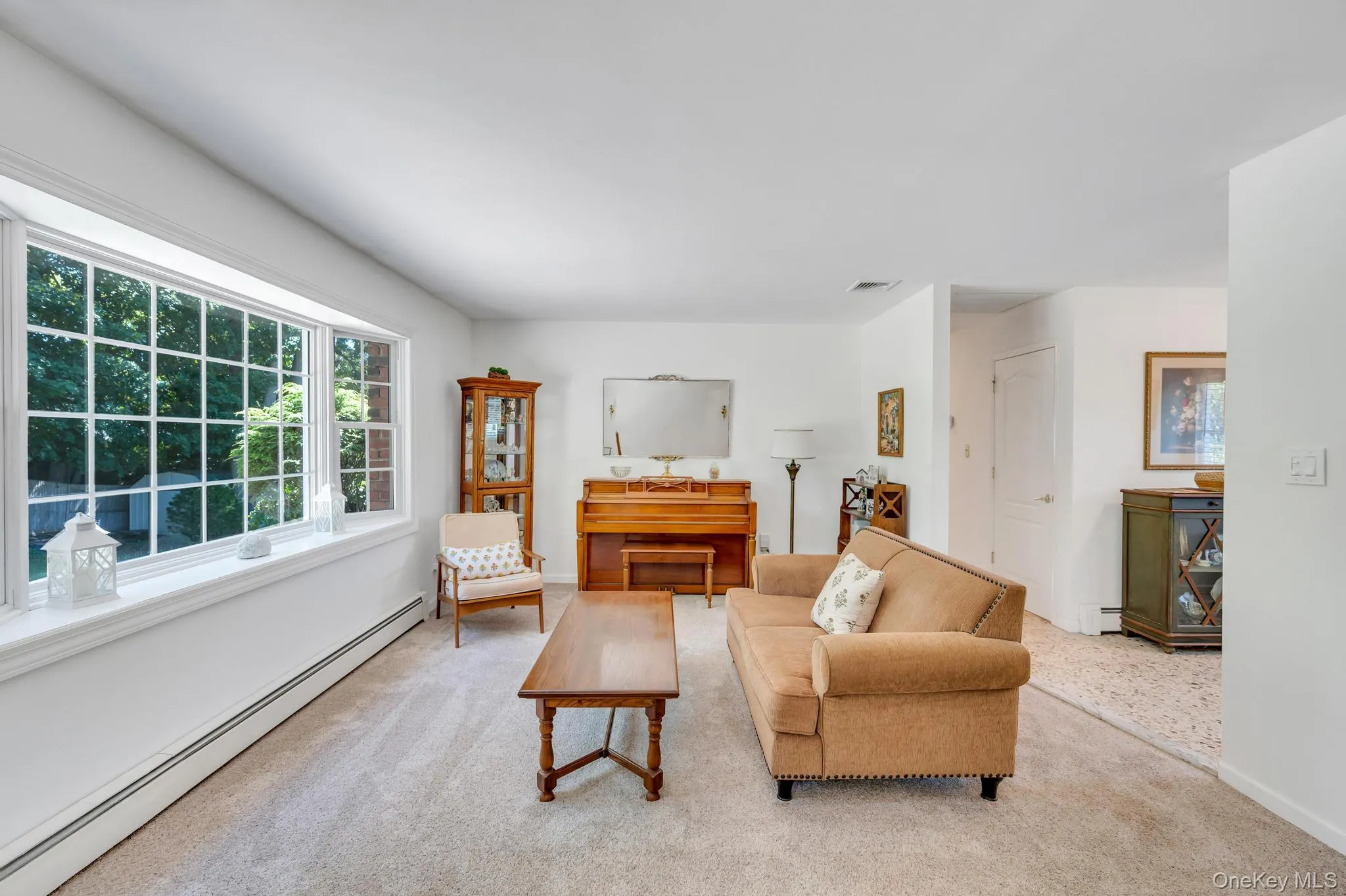 3 Laura Court, Smithtown, NY, 3 Bedrooms Bedrooms, 7 Rooms Rooms,1 BathroomBathrooms,Residential,For Rent,Laura,0,1015023 3 Laura Court, Smithtown, NY, 3 Bedrooms Bedrooms, 7 Rooms Rooms,1 BathroomBathrooms,Residential,For Rent,Laura,0,1015023