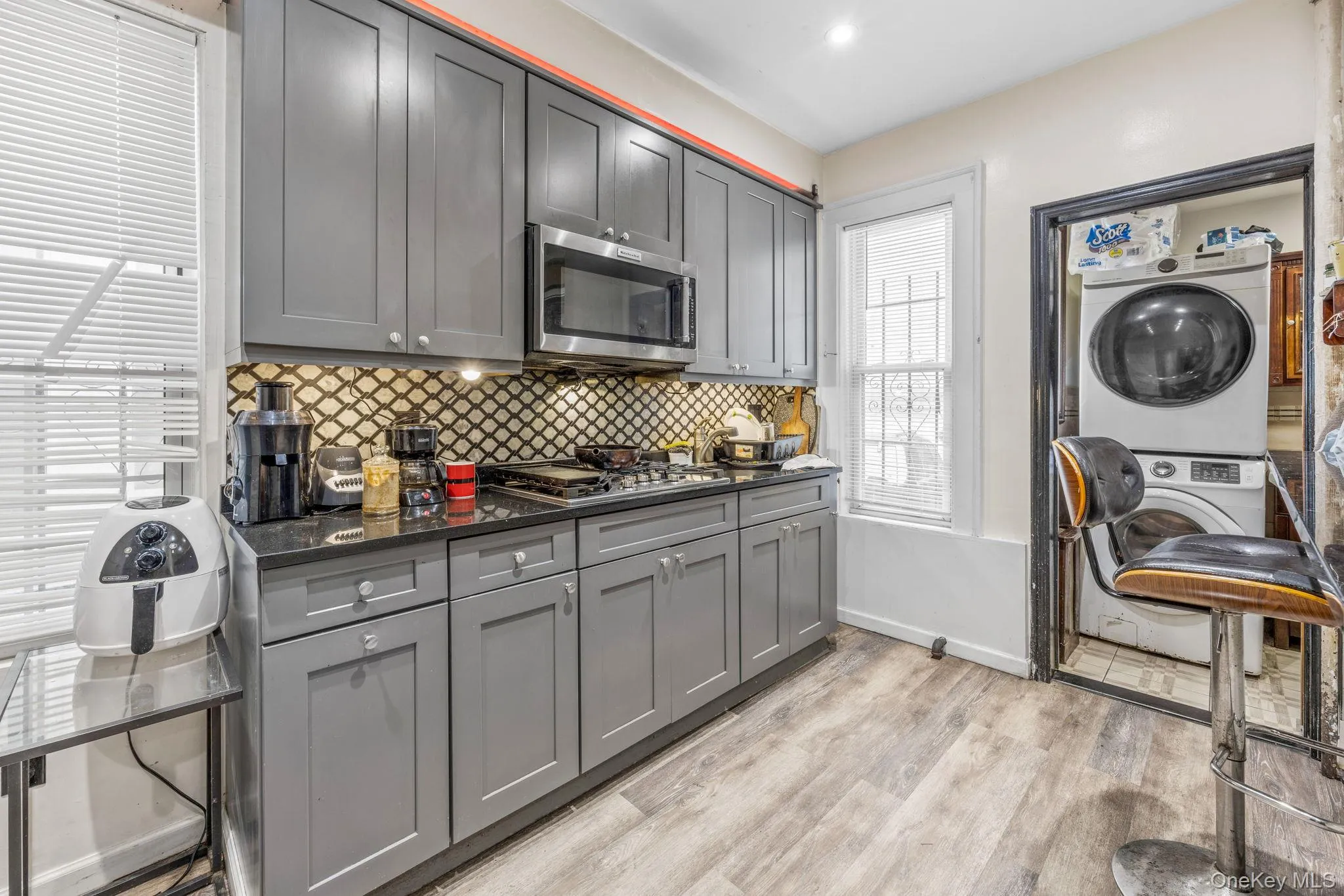 4239 Elbertson Street, New York, NY, 2 Bedrooms Bedrooms, 4 Rooms Rooms,1 BathroomBathrooms,Residential Lease,For Rent,Elbertson,0,1015024 4239 Elbertson Street, New York, NY, 2 Bedrooms Bedrooms, 4 Rooms Rooms,1 BathroomBathrooms,Residential Lease,For Rent,Elbertson,0,1015024