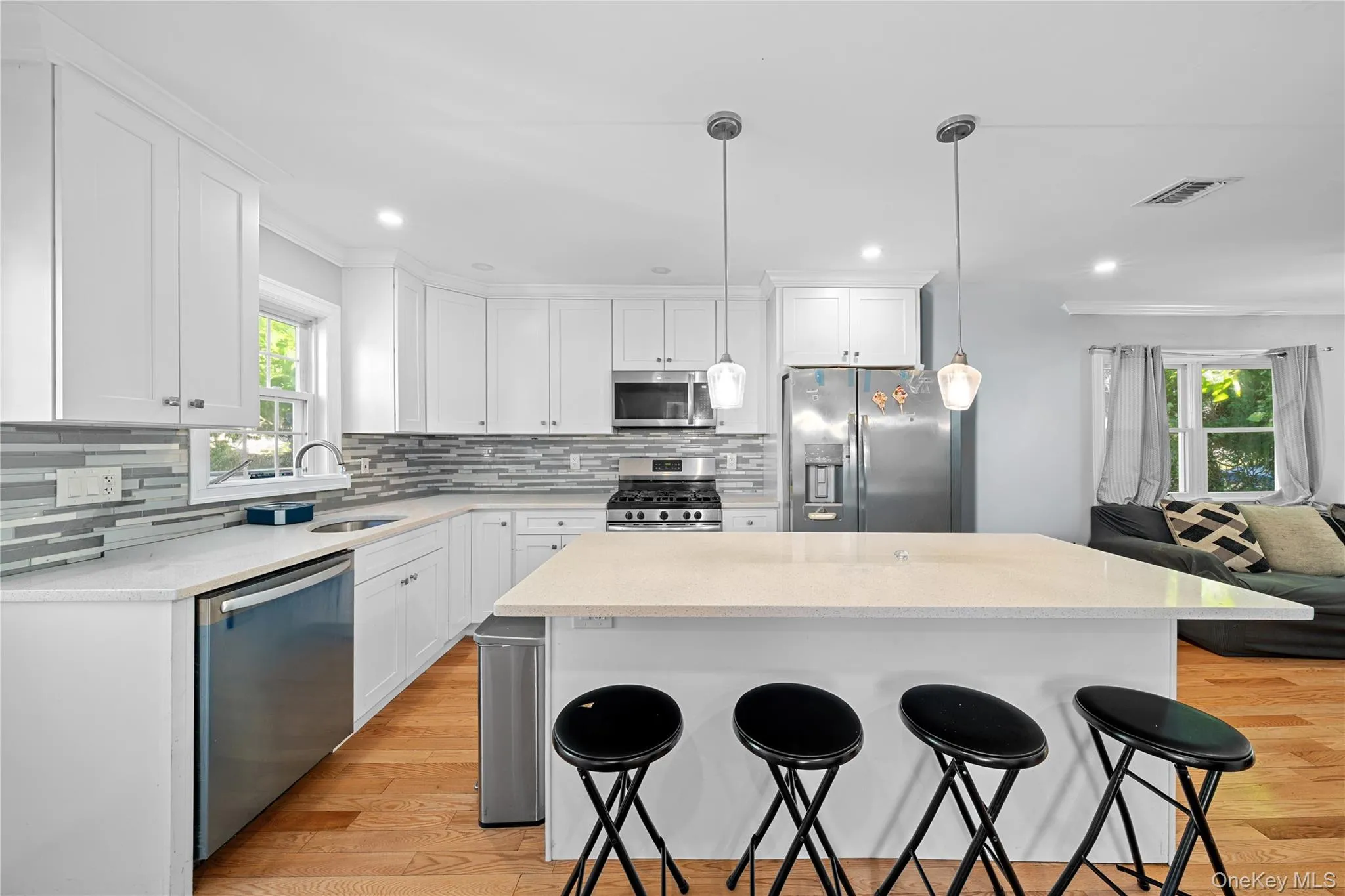 244 Sheridan Street, North Hempstead, NY, 6 Bedrooms Bedrooms, 11 Rooms Rooms,2 BathroomsBathrooms,Residential,For Rent,Sheridan,0,1015026 244 Sheridan Street, North Hempstead, NY, 6 Bedrooms Bedrooms, 11 Rooms Rooms,2 BathroomsBathrooms,Residential,For Rent,Sheridan,0,1015026