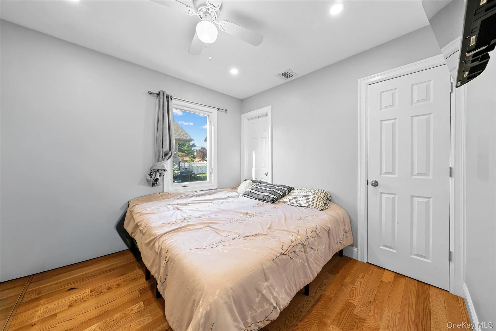 244 Sheridan Street, North Hempstead, NY, 6 Bedrooms Bedrooms, 11 Rooms Rooms,2 BathroomsBathrooms,Residential,For Rent,Sheridan,0,1015026 244 Sheridan Street, North Hempstead, NY, 6 Bedrooms Bedrooms, 11 Rooms Rooms,2 BathroomsBathrooms,Residential,For Rent,Sheridan,0,1015026