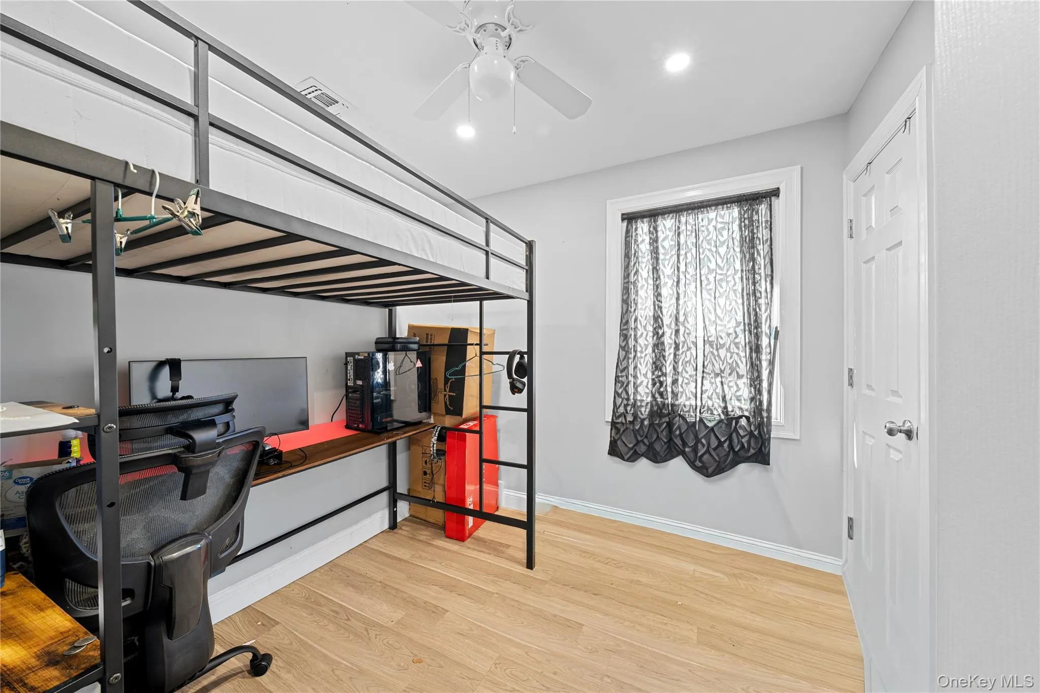 244 Sheridan Street, North Hempstead, NY, 6 Bedrooms Bedrooms, 11 Rooms Rooms,2 BathroomsBathrooms,Residential,For Rent,Sheridan,0,1015026 244 Sheridan Street, North Hempstead, NY, 6 Bedrooms Bedrooms, 11 Rooms Rooms,2 BathroomsBathrooms,Residential,For Rent,Sheridan,0,1015026