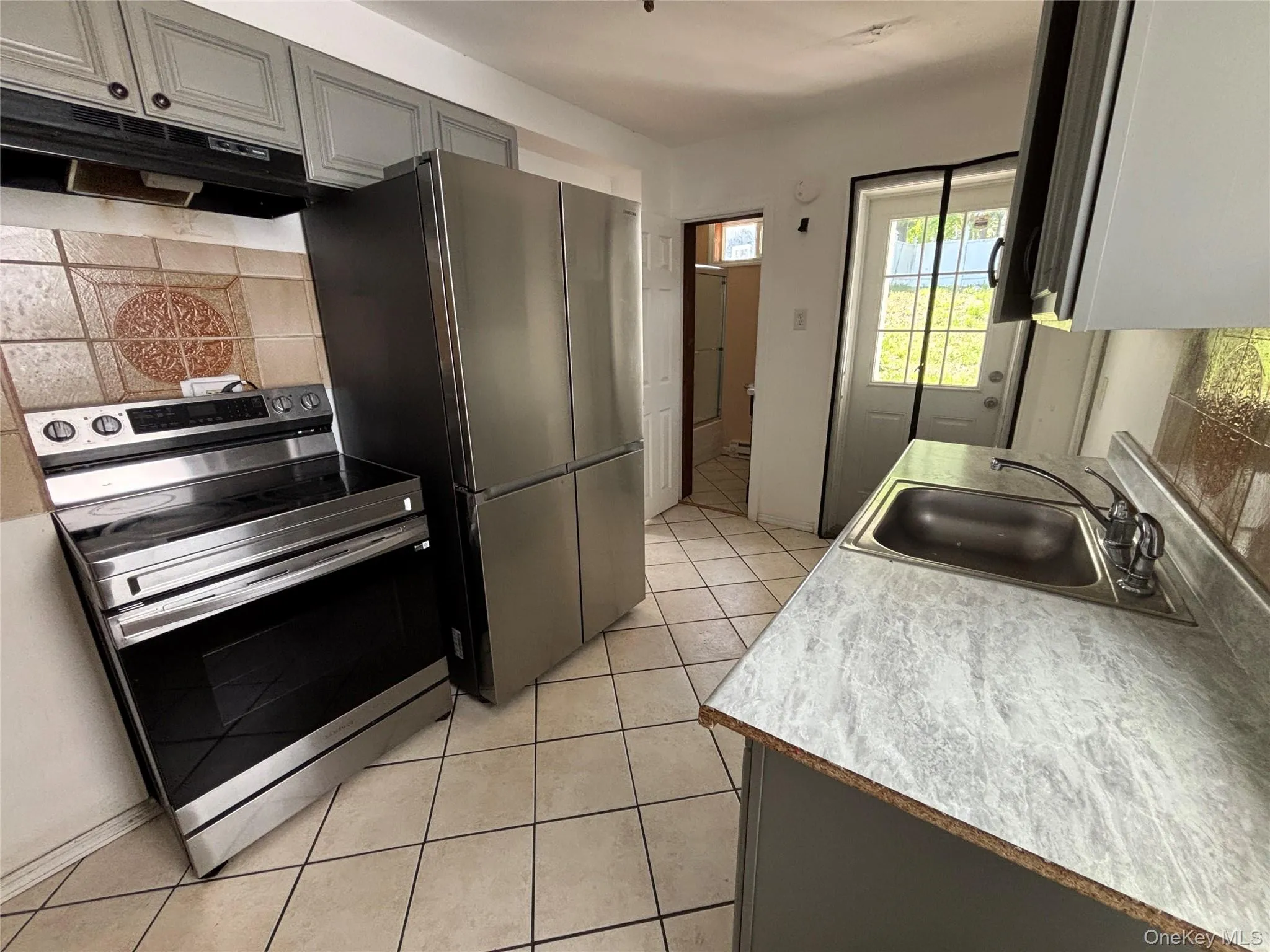 101 Beacon Street, Middletown, NY, 3 Bedrooms Bedrooms, 6 Rooms Rooms,2 BathroomsBathrooms,Residential,For Rent,Beacon,0,1015028 101 Beacon Street, Middletown, NY, 3 Bedrooms Bedrooms, 6 Rooms Rooms,2 BathroomsBathrooms,Residential,For Rent,Beacon,0,1015028