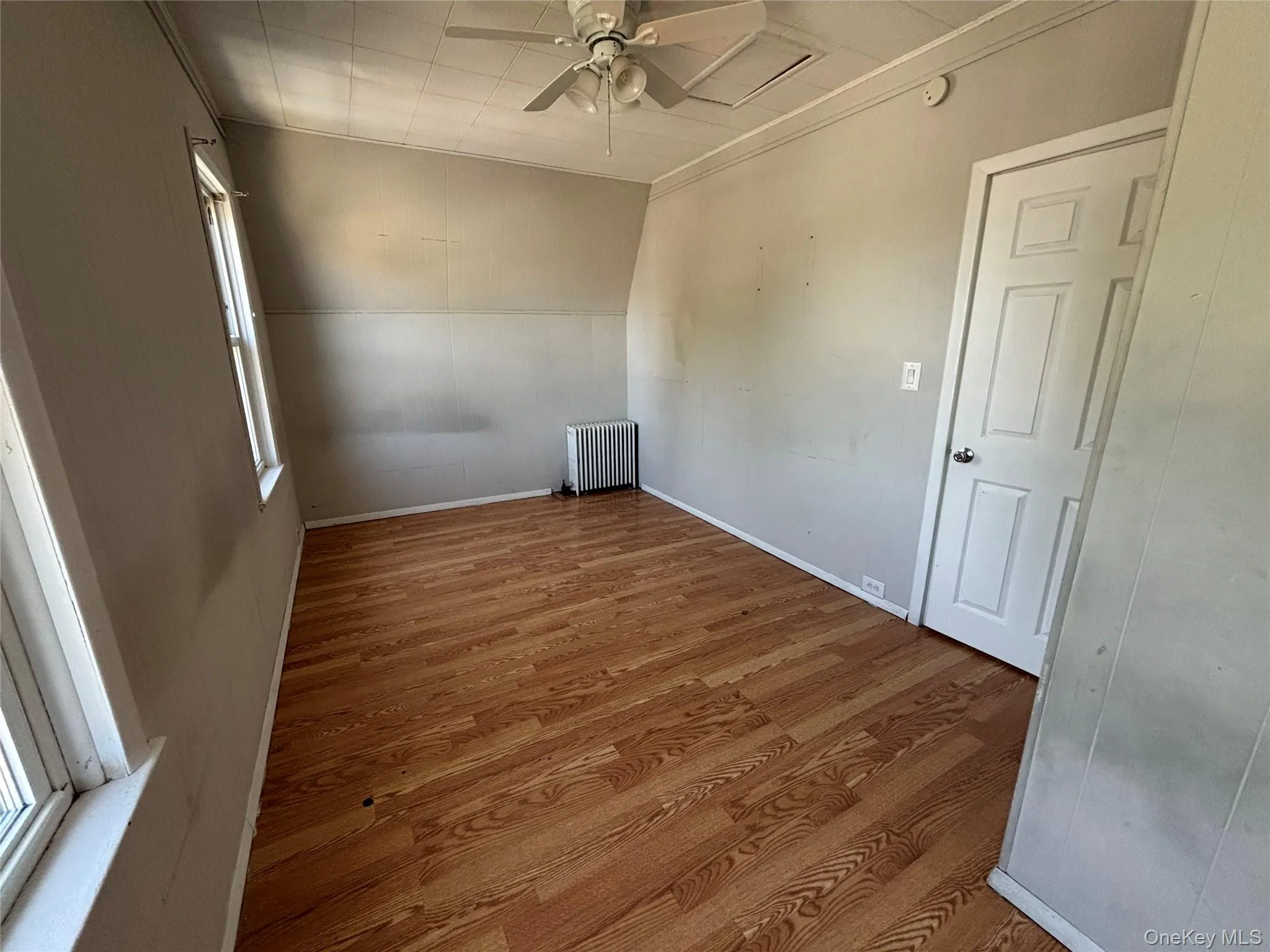 101 Beacon Street, Middletown, NY, 3 Bedrooms Bedrooms, 6 Rooms Rooms,2 BathroomsBathrooms,Residential,For Rent,Beacon,0,1015028 101 Beacon Street, Middletown, NY, 3 Bedrooms Bedrooms, 6 Rooms Rooms,2 BathroomsBathrooms,Residential,For Rent,Beacon,0,1015028