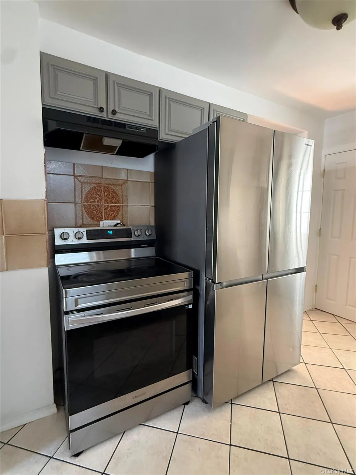 101 Beacon Street, Middletown, NY, 3 Bedrooms Bedrooms, 6 Rooms Rooms,2 BathroomsBathrooms,Residential,For Rent,Beacon,0,1015028 101 Beacon Street, Middletown, NY, 3 Bedrooms Bedrooms, 6 Rooms Rooms,2 BathroomsBathrooms,Residential,For Rent,Beacon,0,1015028