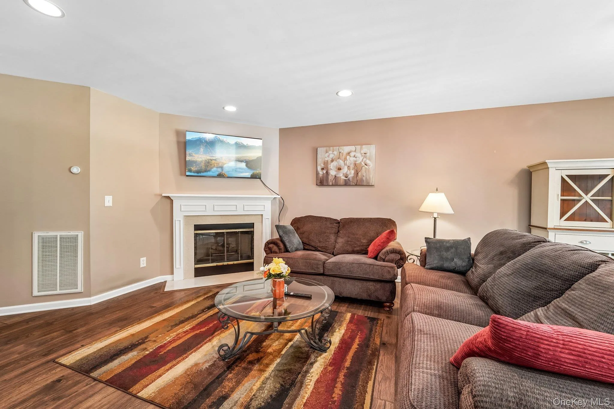 186 Sara Lane, Newburgh (town), NY, 3 Bedrooms Bedrooms, 7 Rooms Rooms,2 BathroomsBathrooms,Residential,For Rent,Sara,0,1015032 186 Sara Lane, Newburgh (town), NY, 3 Bedrooms Bedrooms, 7 Rooms Rooms,2 BathroomsBathrooms,Residential,For Rent,Sara,0,1015032